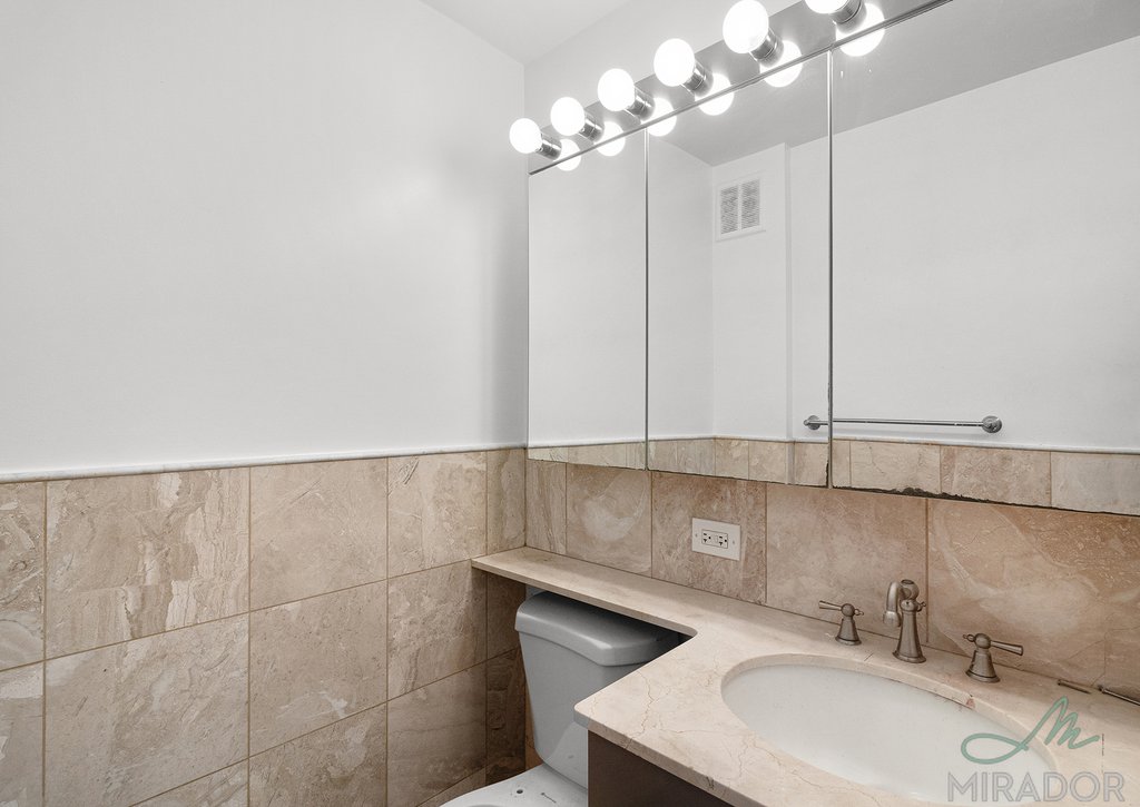 330 E 39th Street 4D