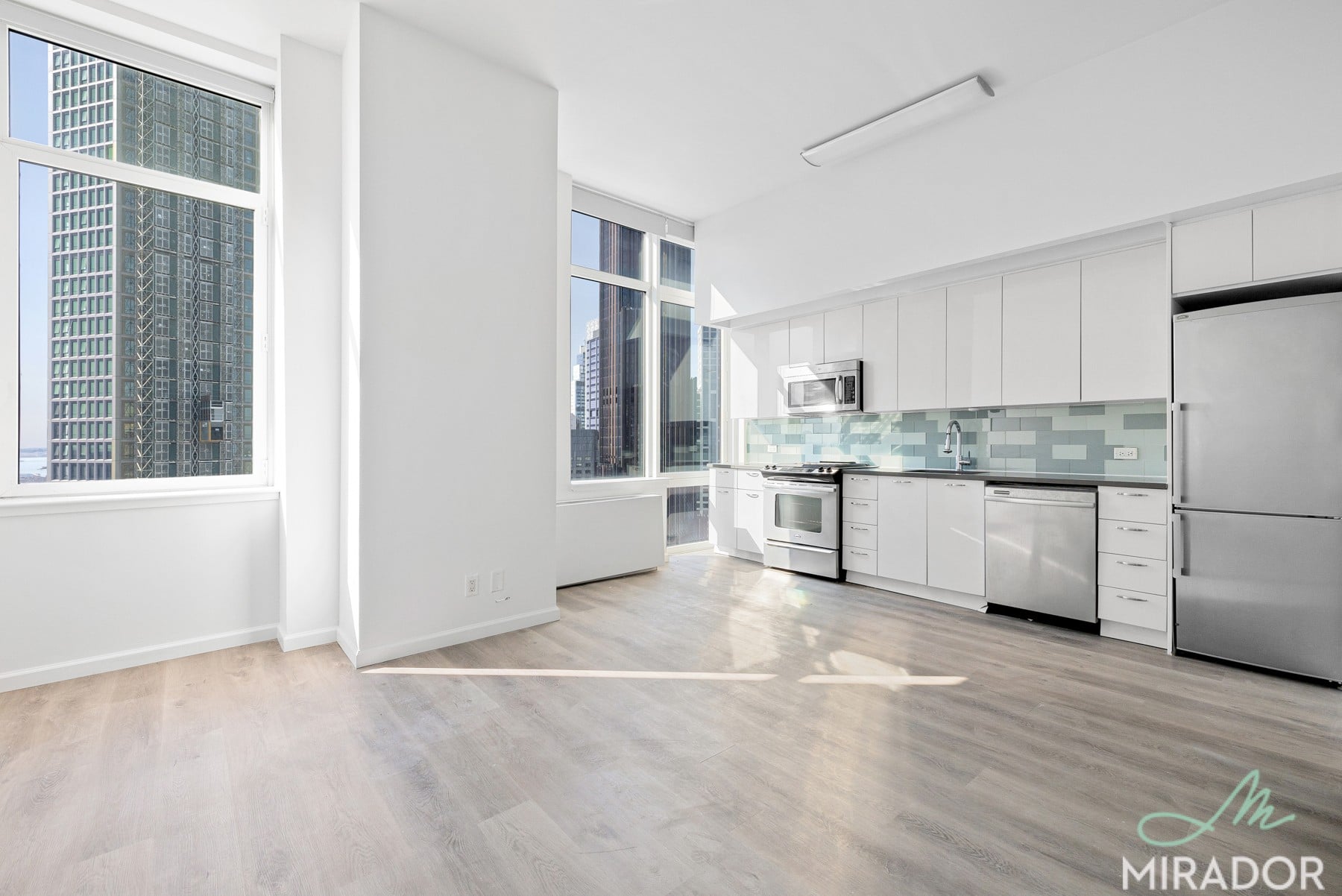80 Dekalb Avenue 27P
