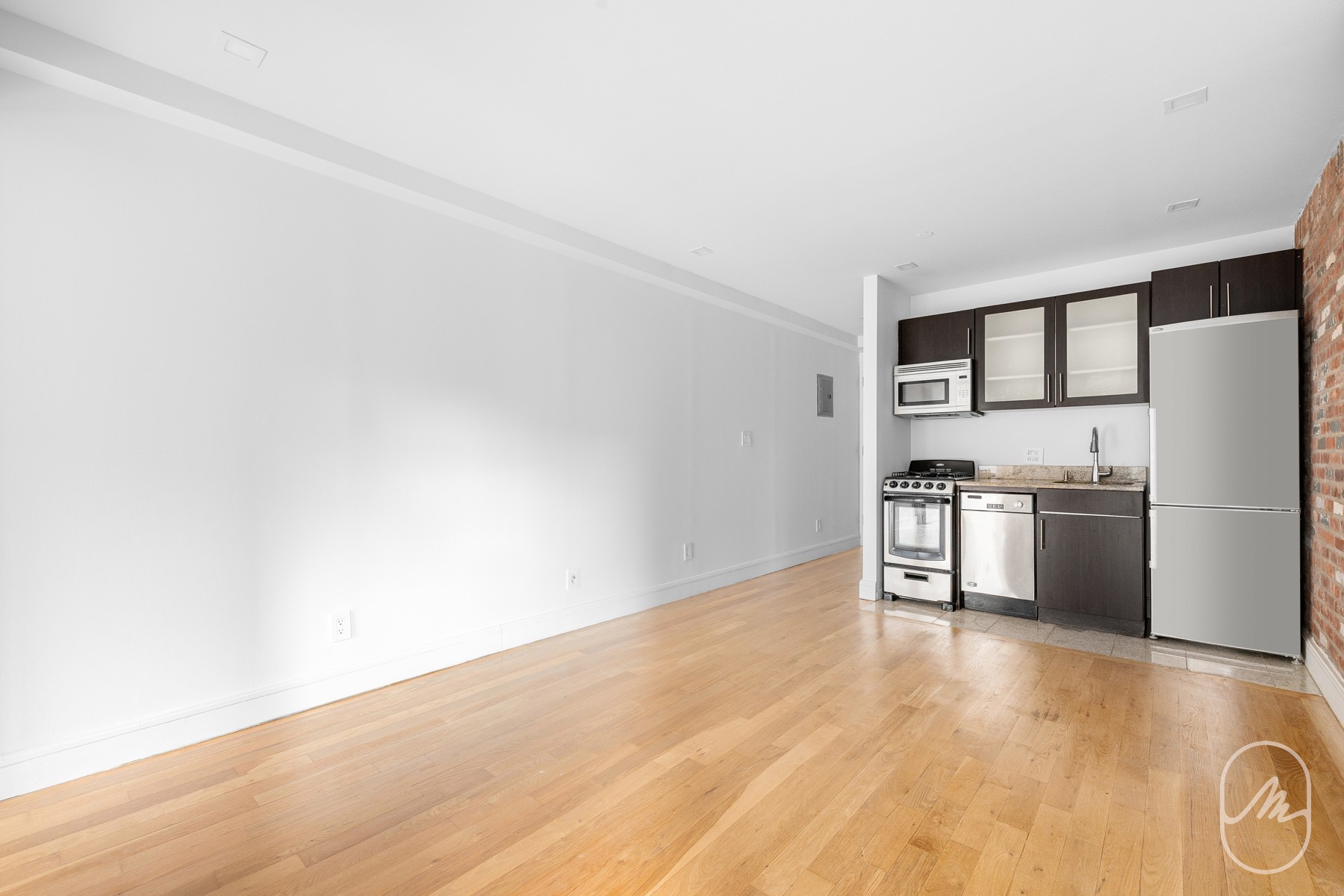 636 E 11th Street 3c