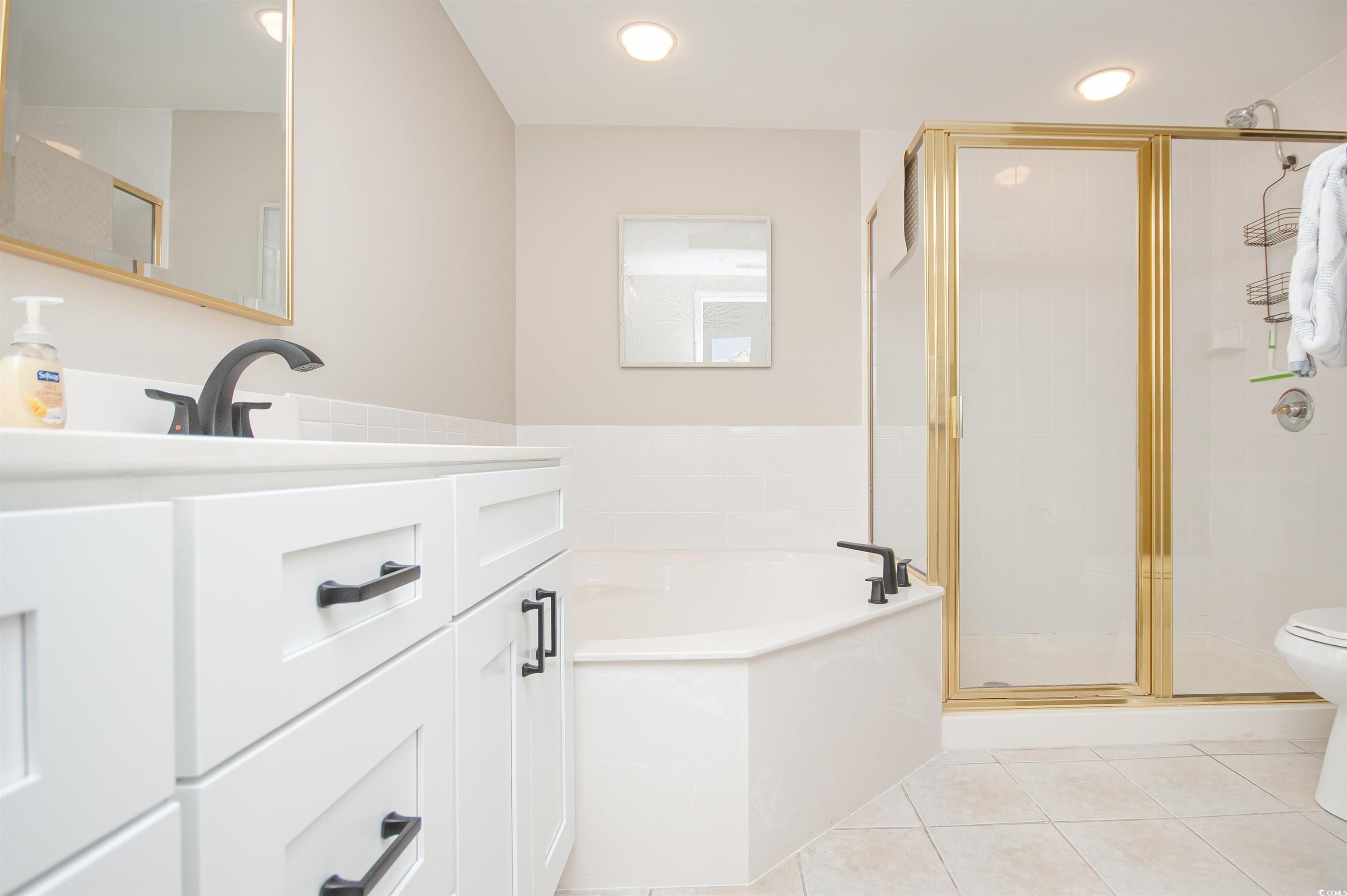 139 S Dunes Dr. Unit: Paget 103