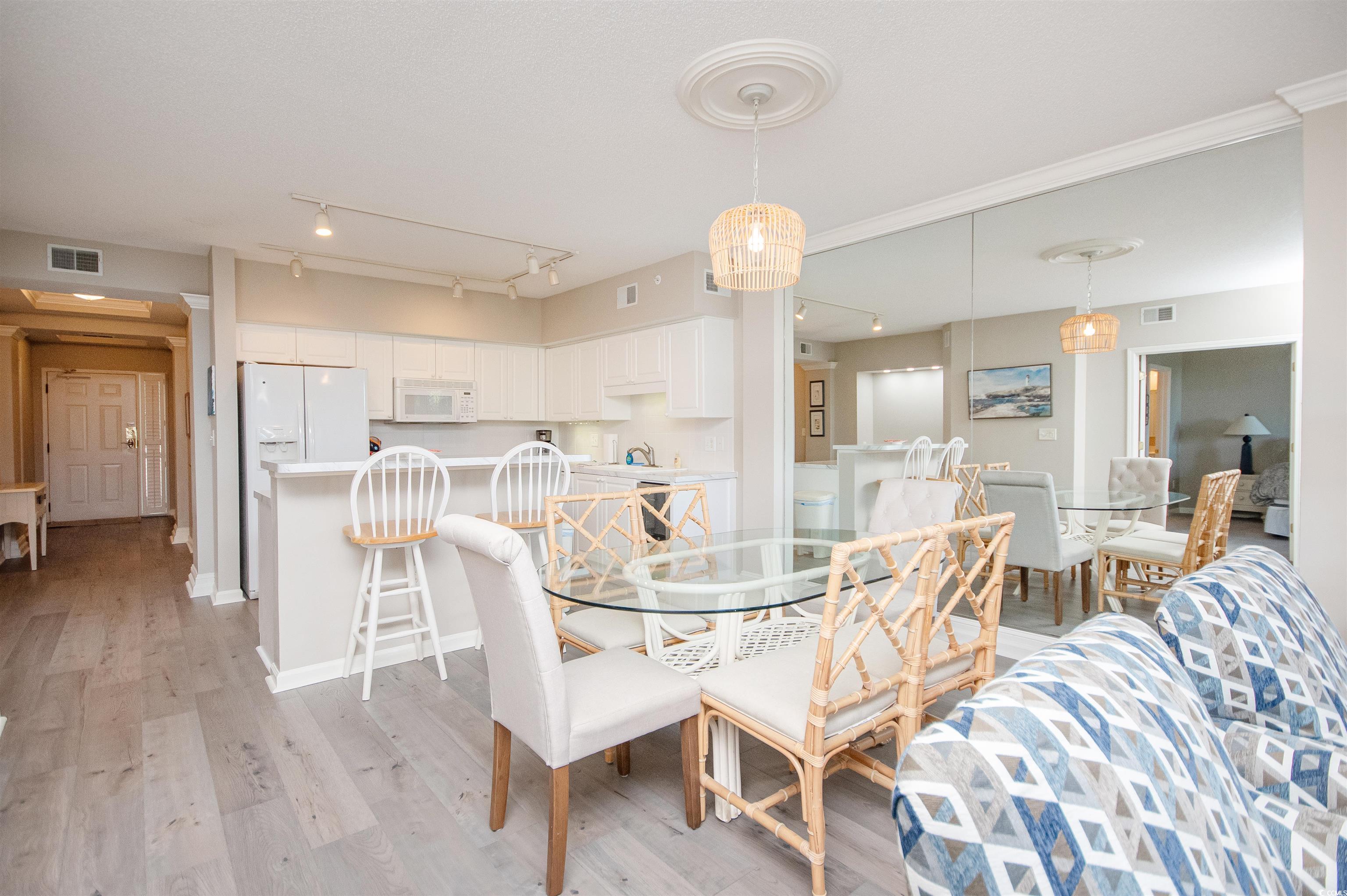 139 S Dunes Dr. Unit: Paget 103