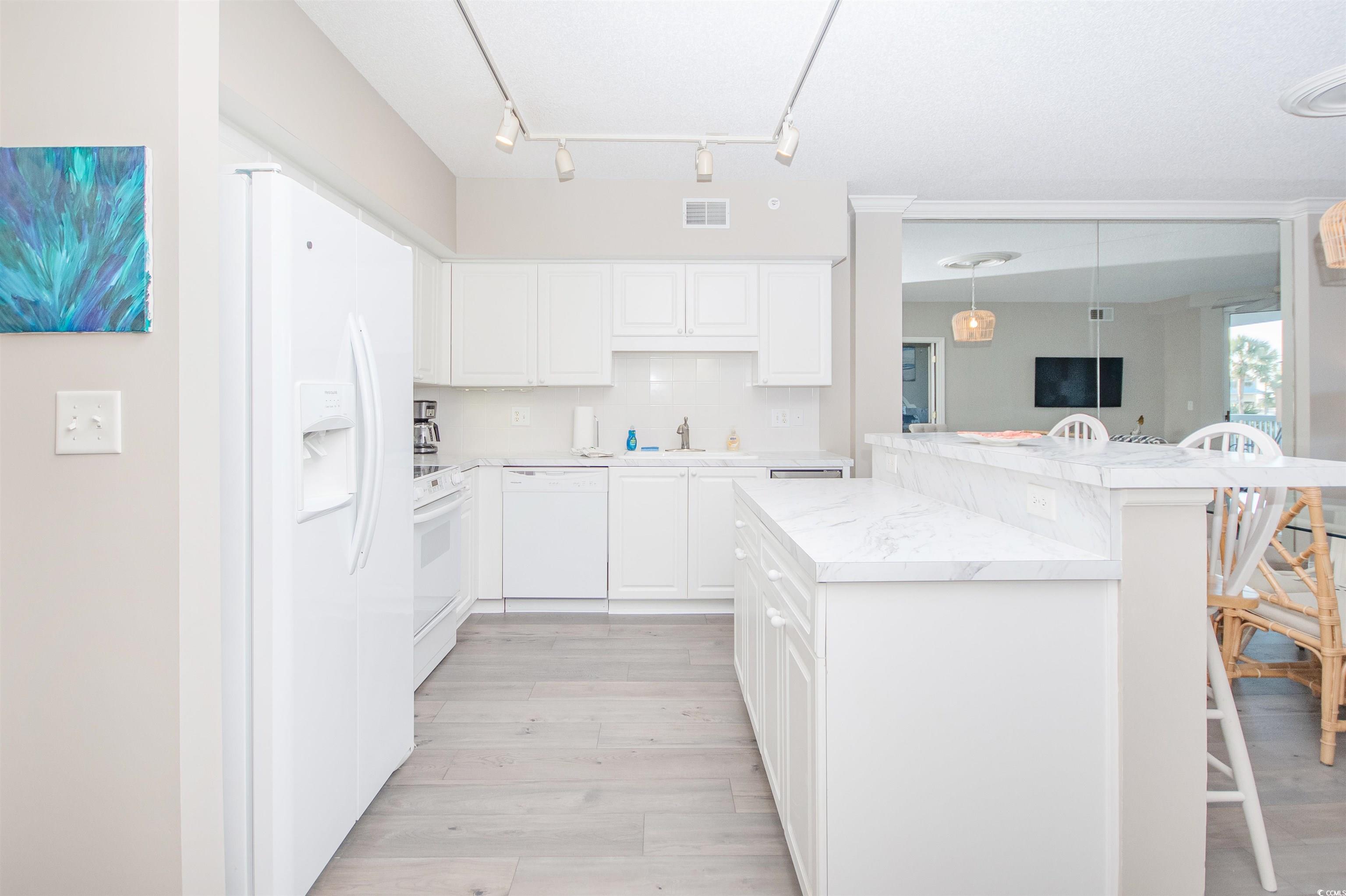 139 S Dunes Dr. Unit: Paget 103