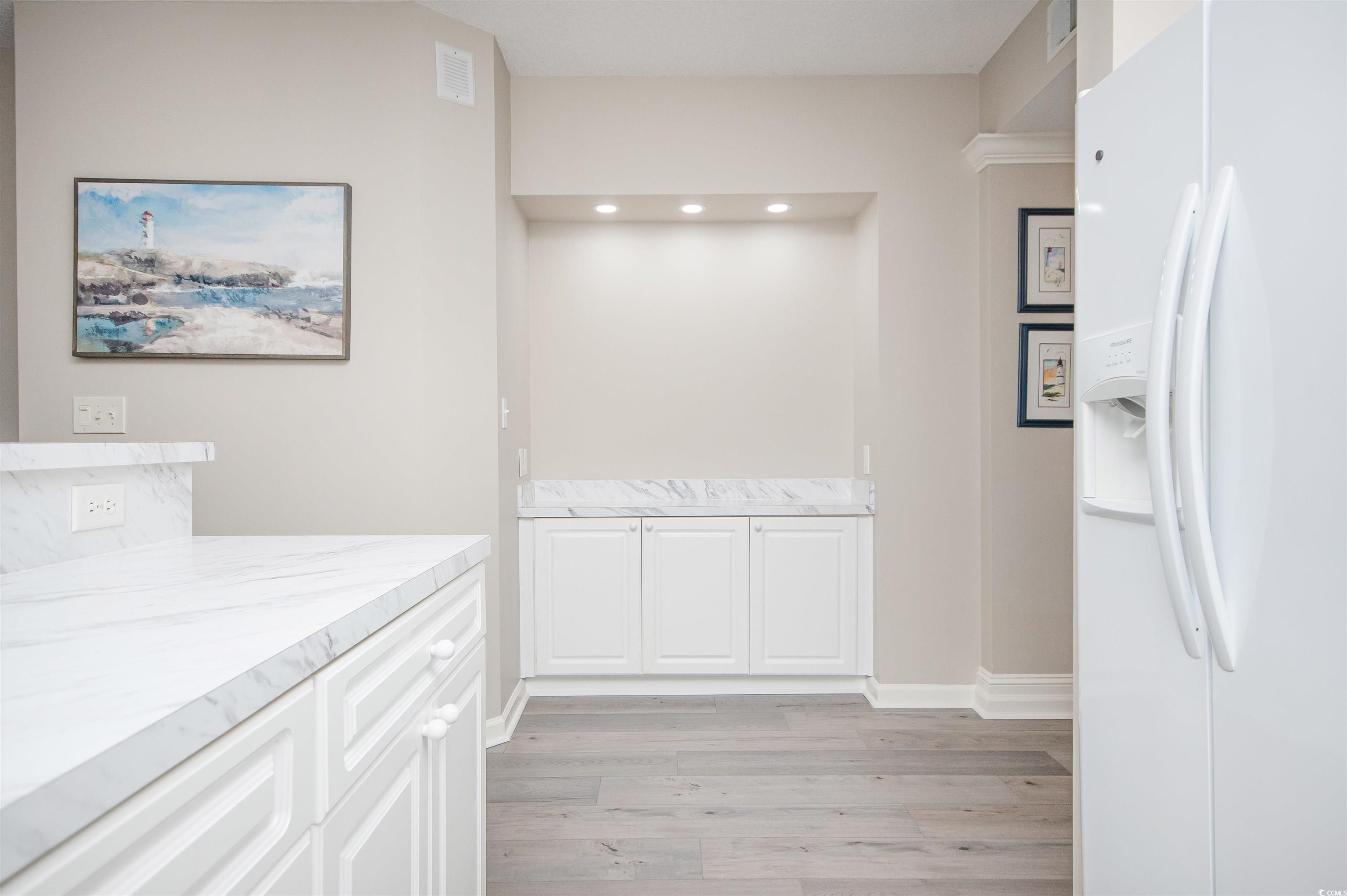 139 S Dunes Dr. Unit: Paget 103