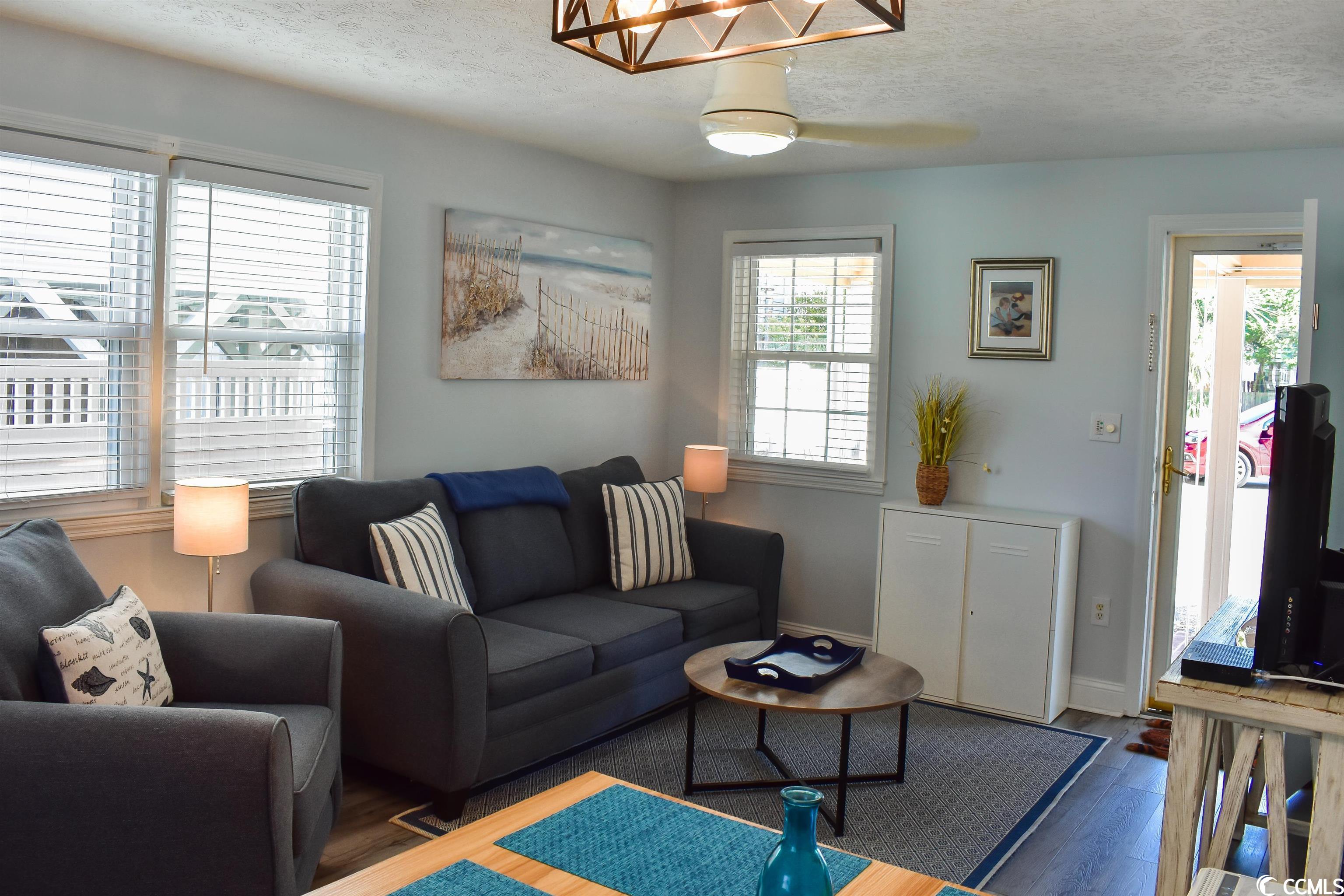 207 28th Ave. N Unit: 25