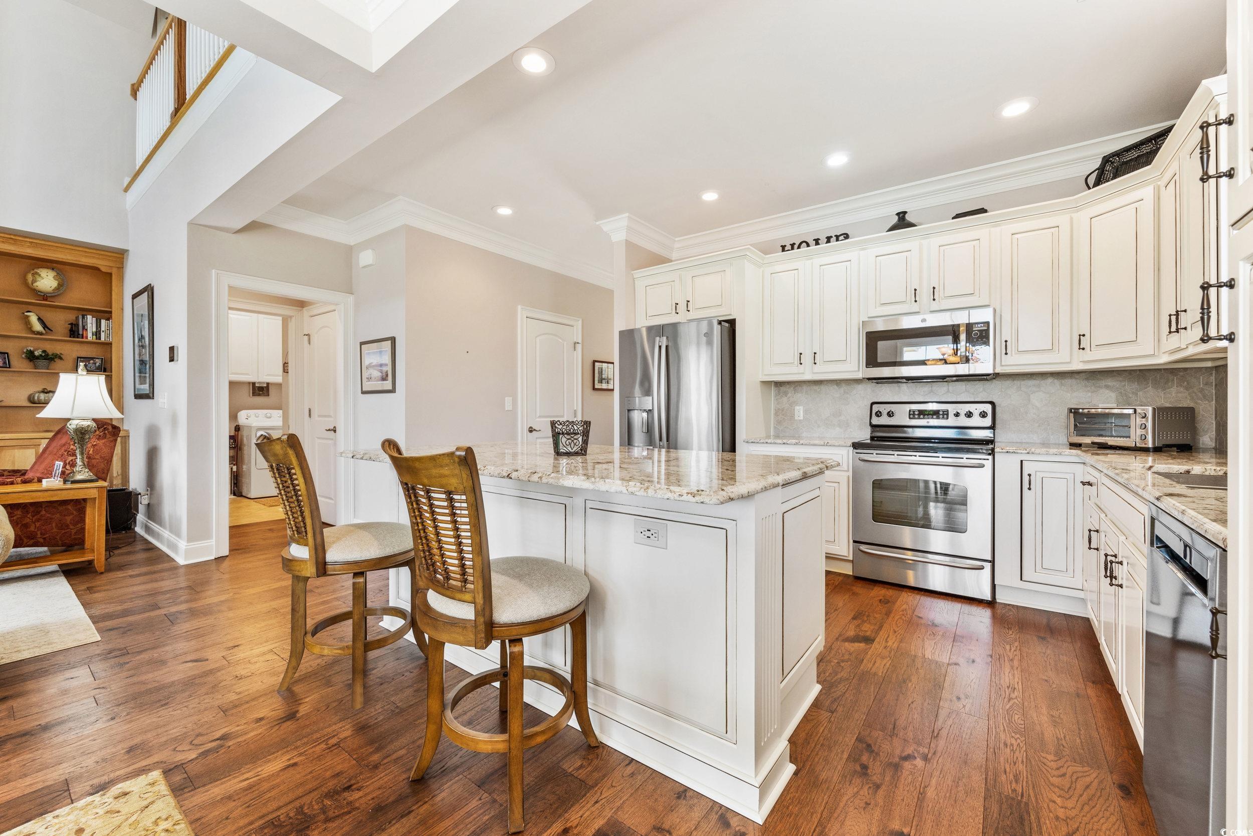 333 Huntington Lake Circle Unit: 94
