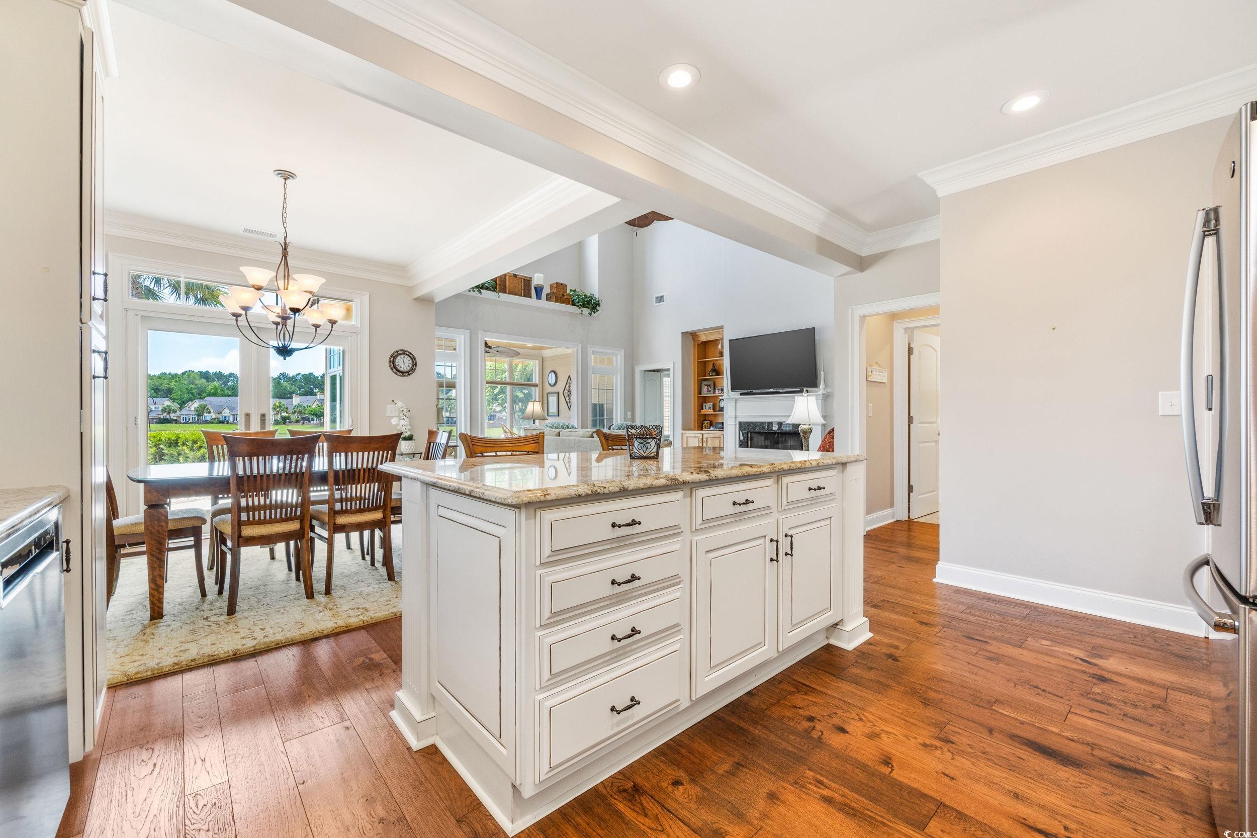 333 Huntington Lake Circle Unit: 94