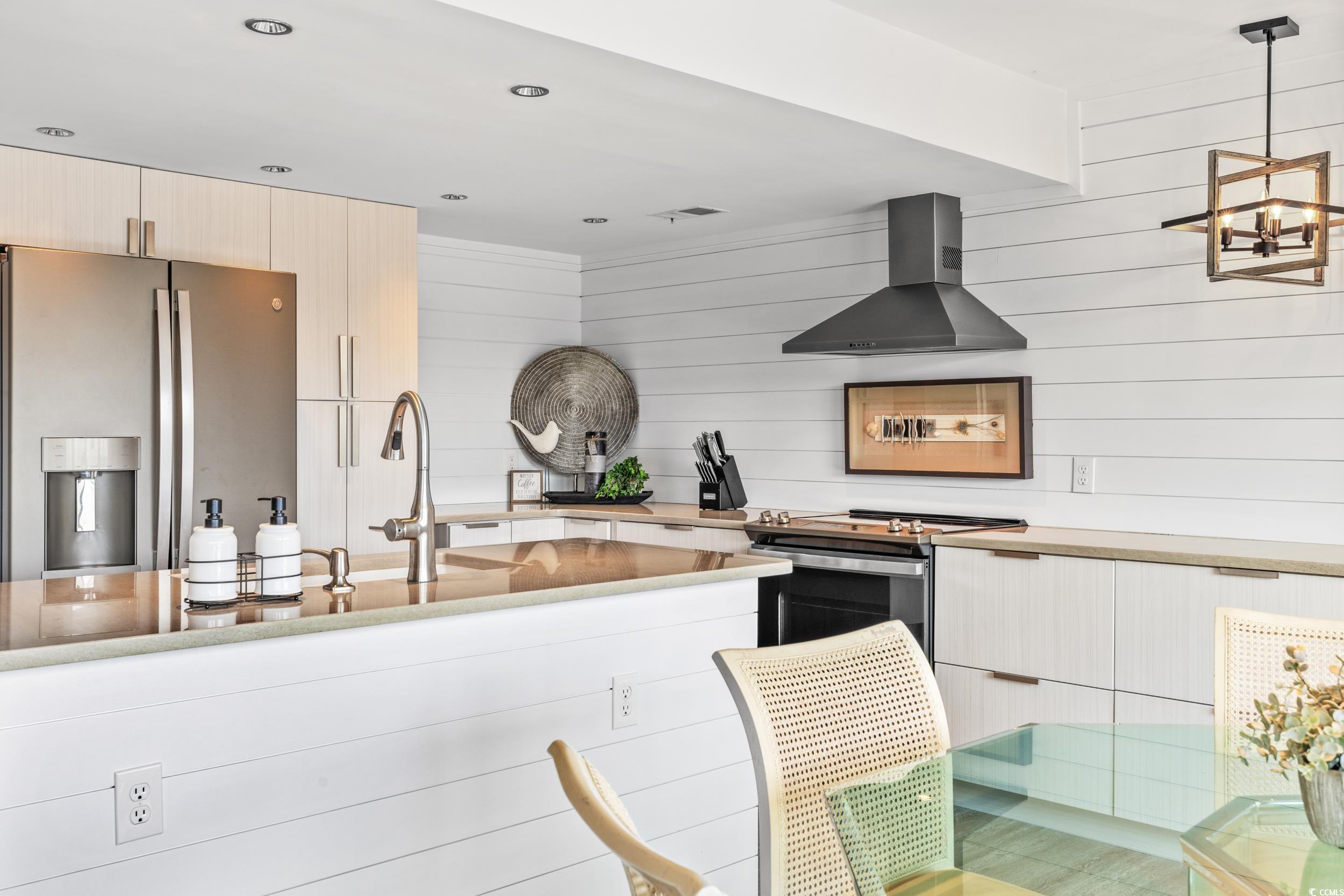 52 Lakeview Circle Unit: 98