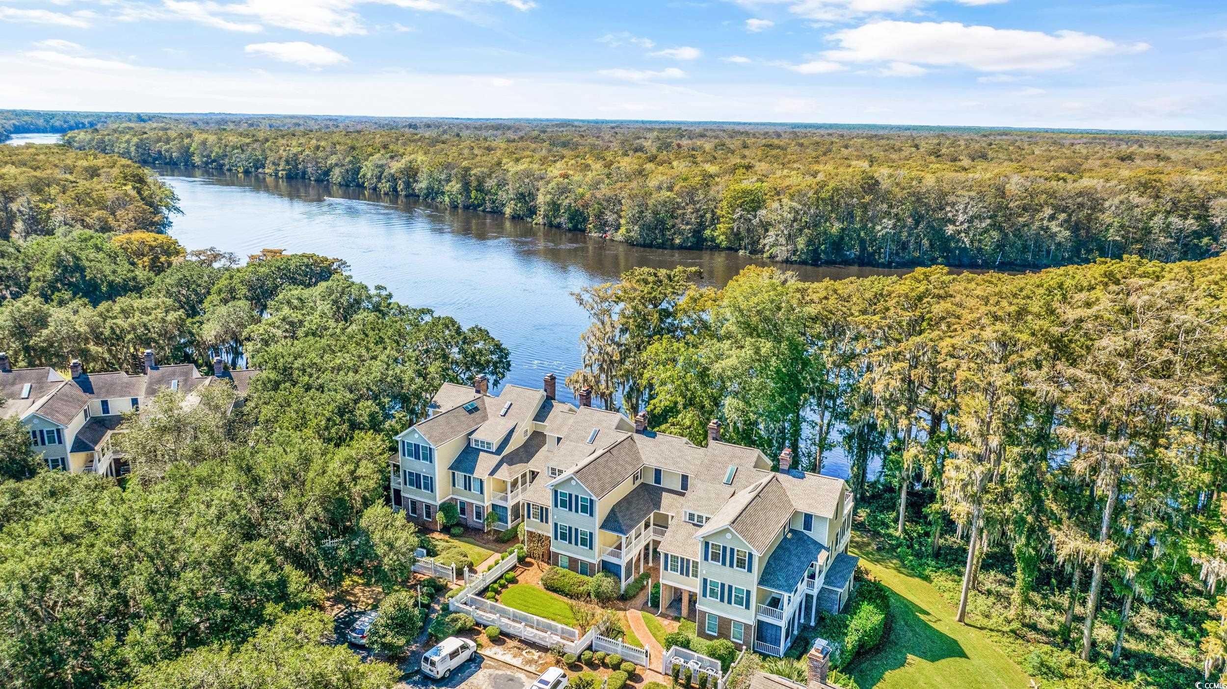 1970 Governors Landing Rd. Unit: 208