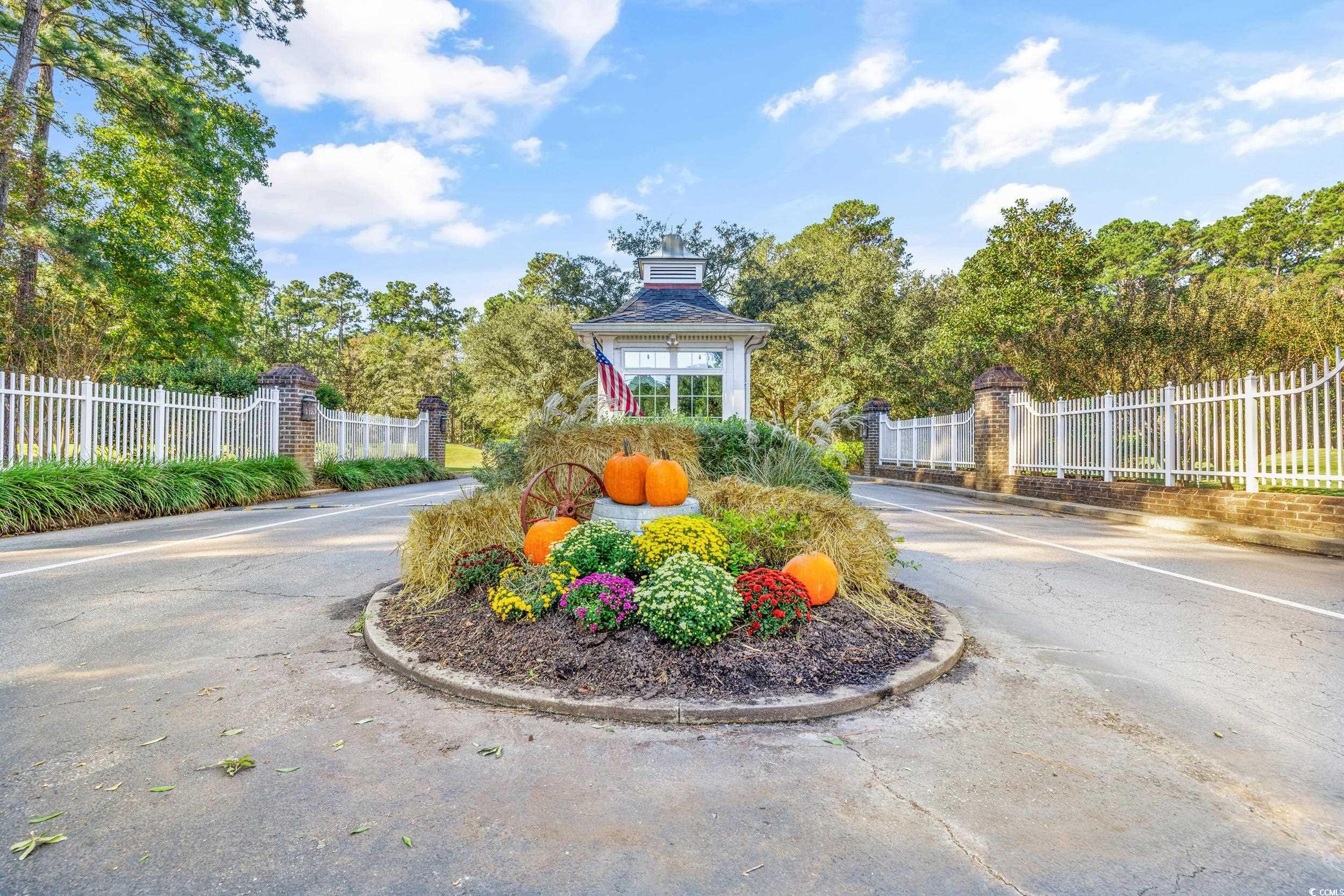 1970 Governors Landing Rd. Unit: 208