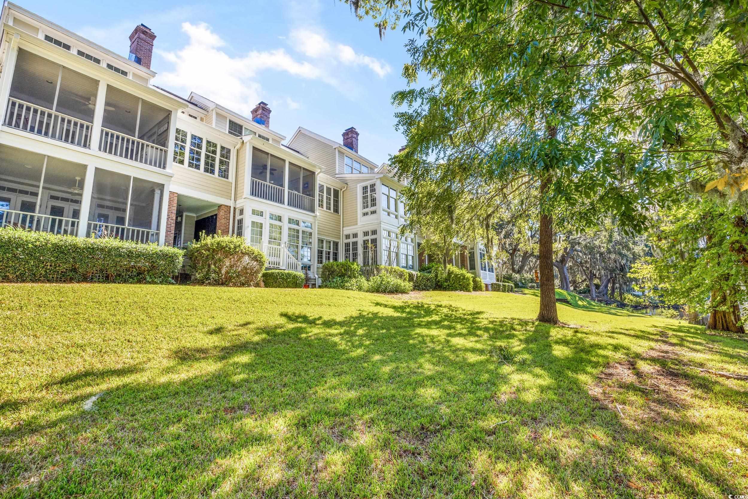 1970 Governors Landing Rd. Unit: 208