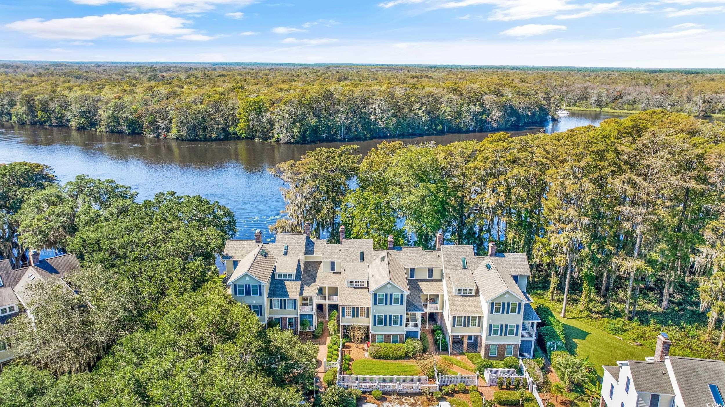 1970 Governors Landing Rd. Unit: 208