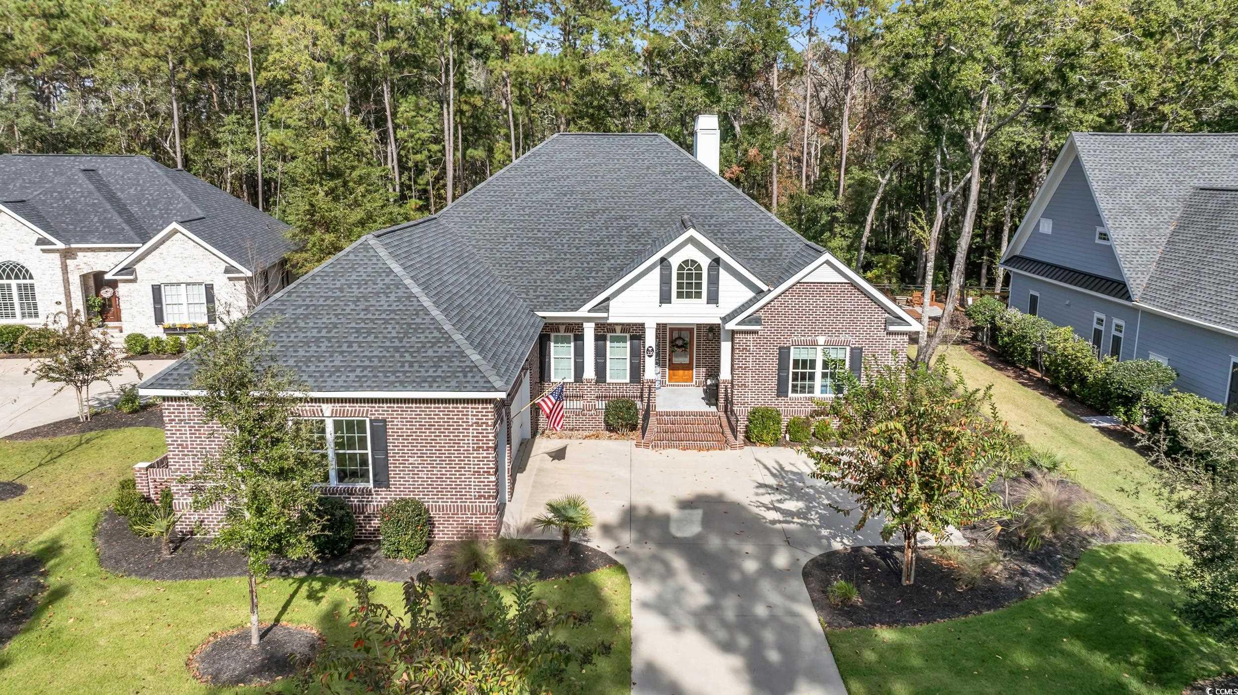 220 Hunters Oak Ct.