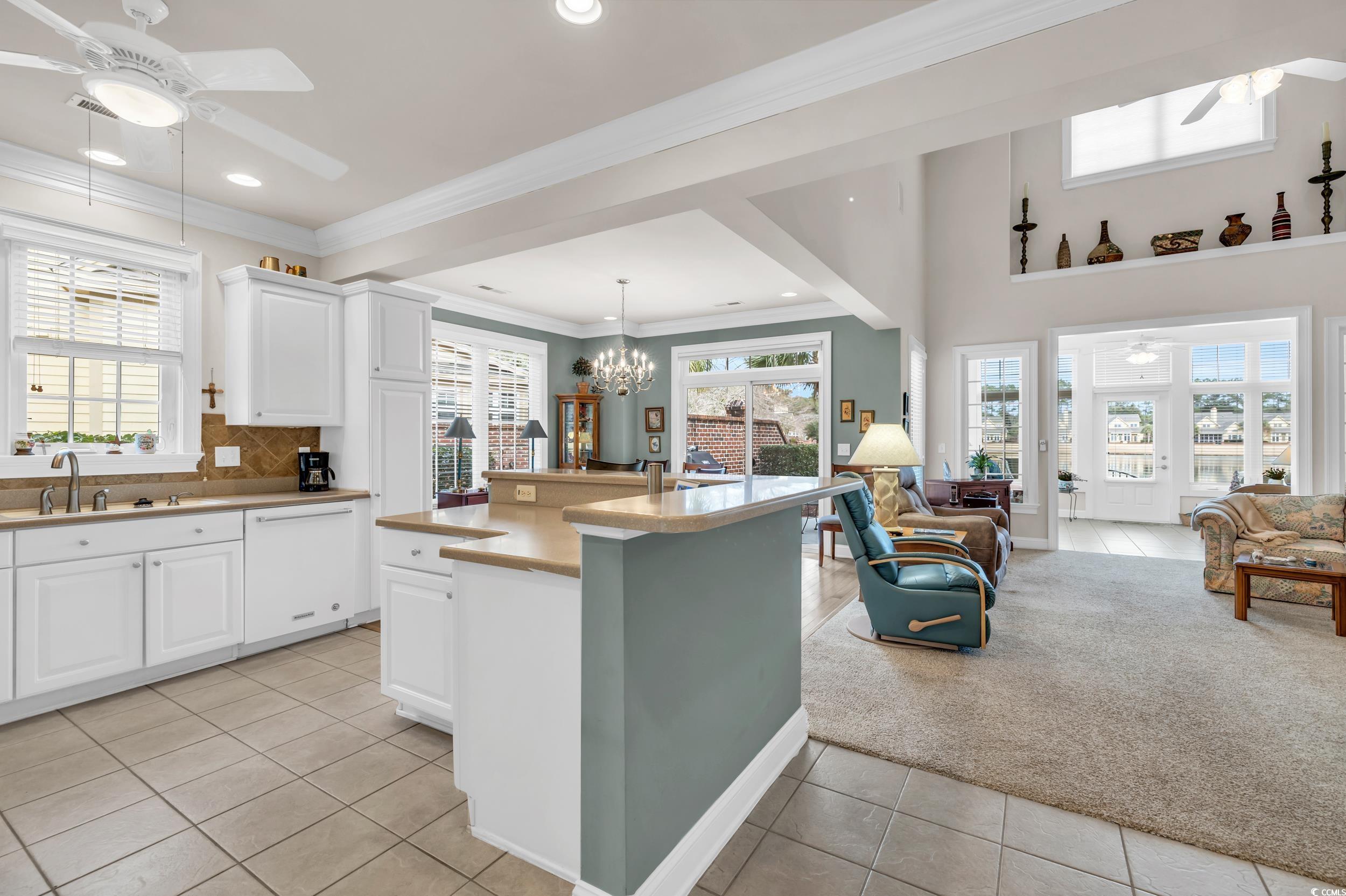 421 Huntington Lake Circle Unit: 82