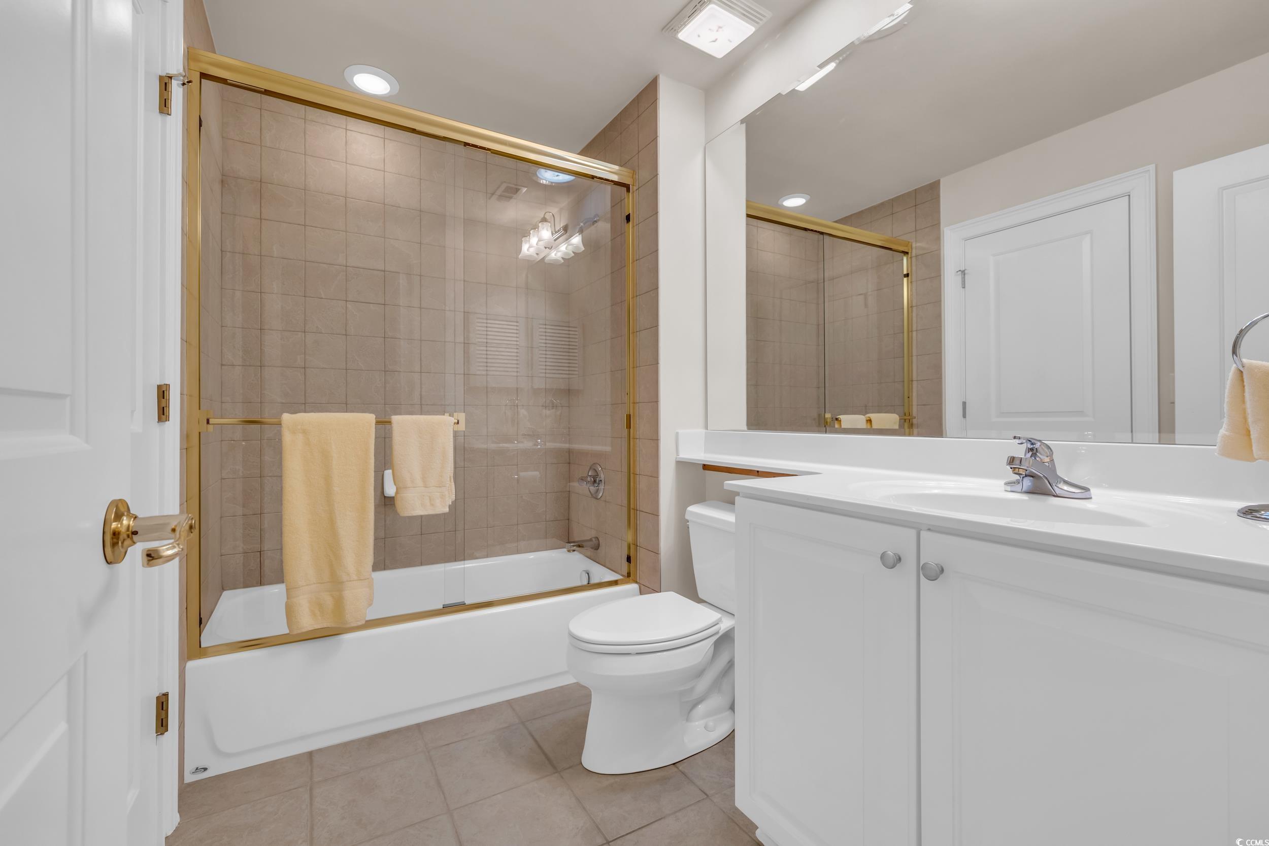 421 Huntington Lake Circle Unit: 82