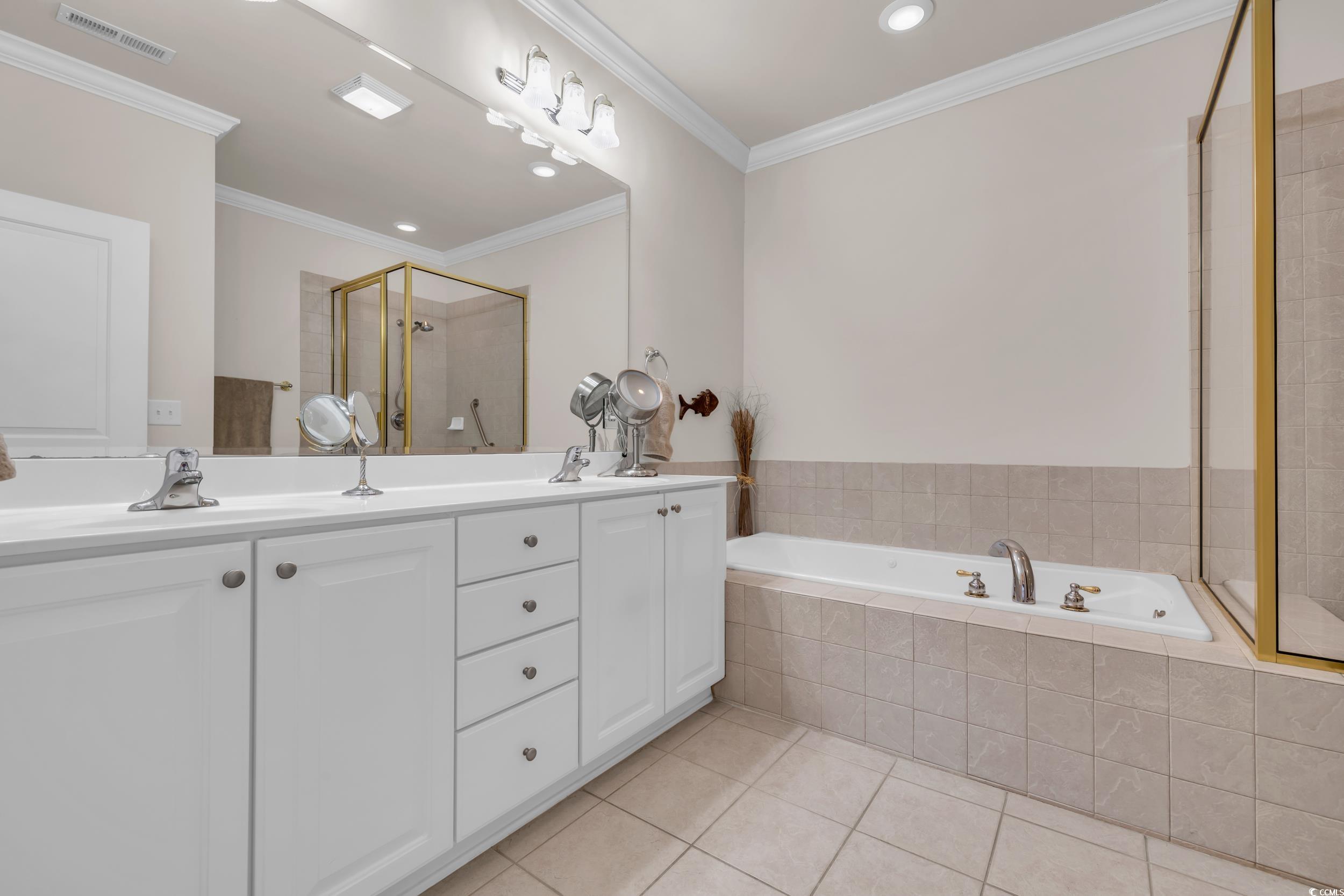 421 Huntington Lake Circle Unit: 82