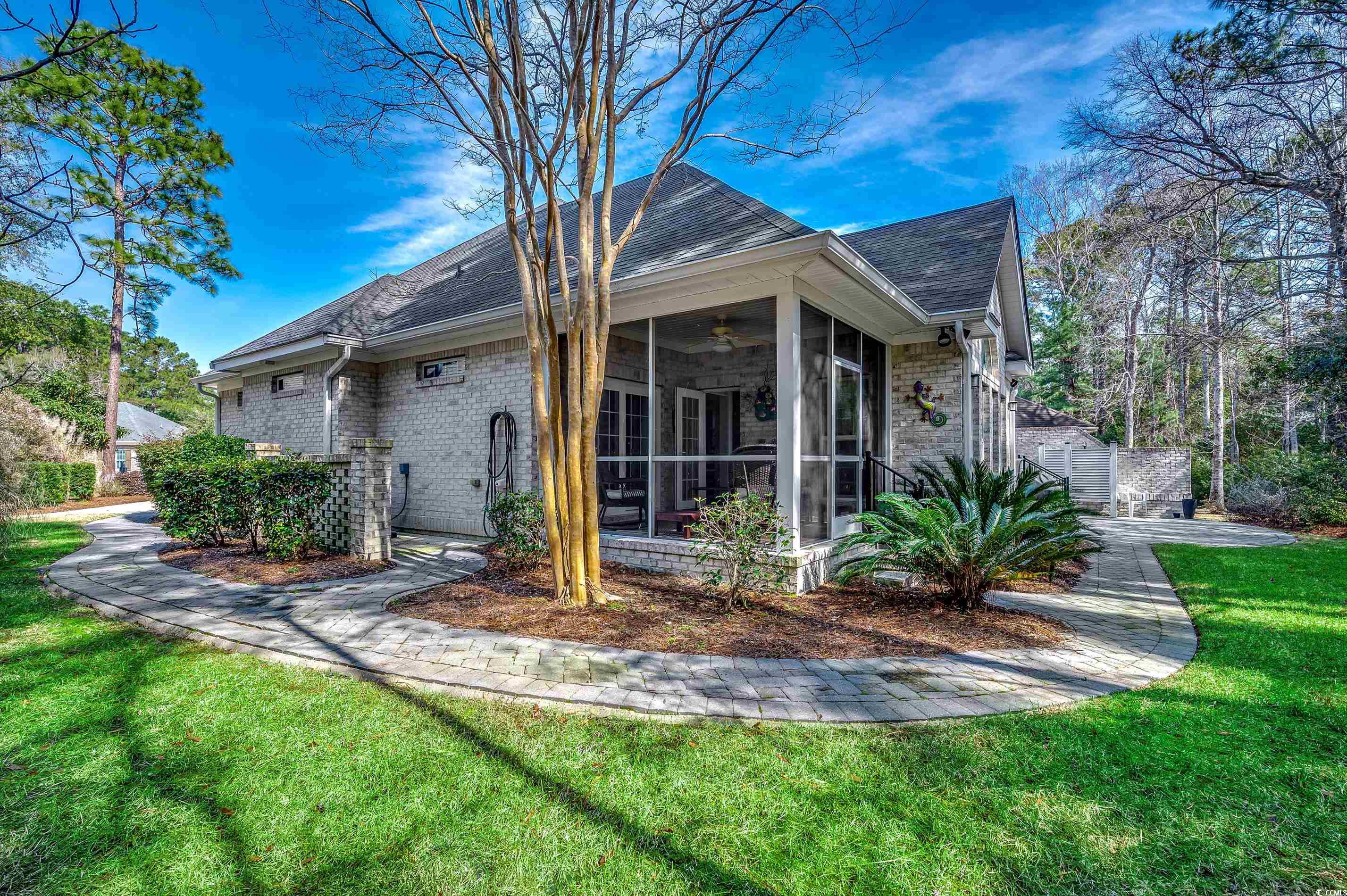 45 Dornoch Dr.