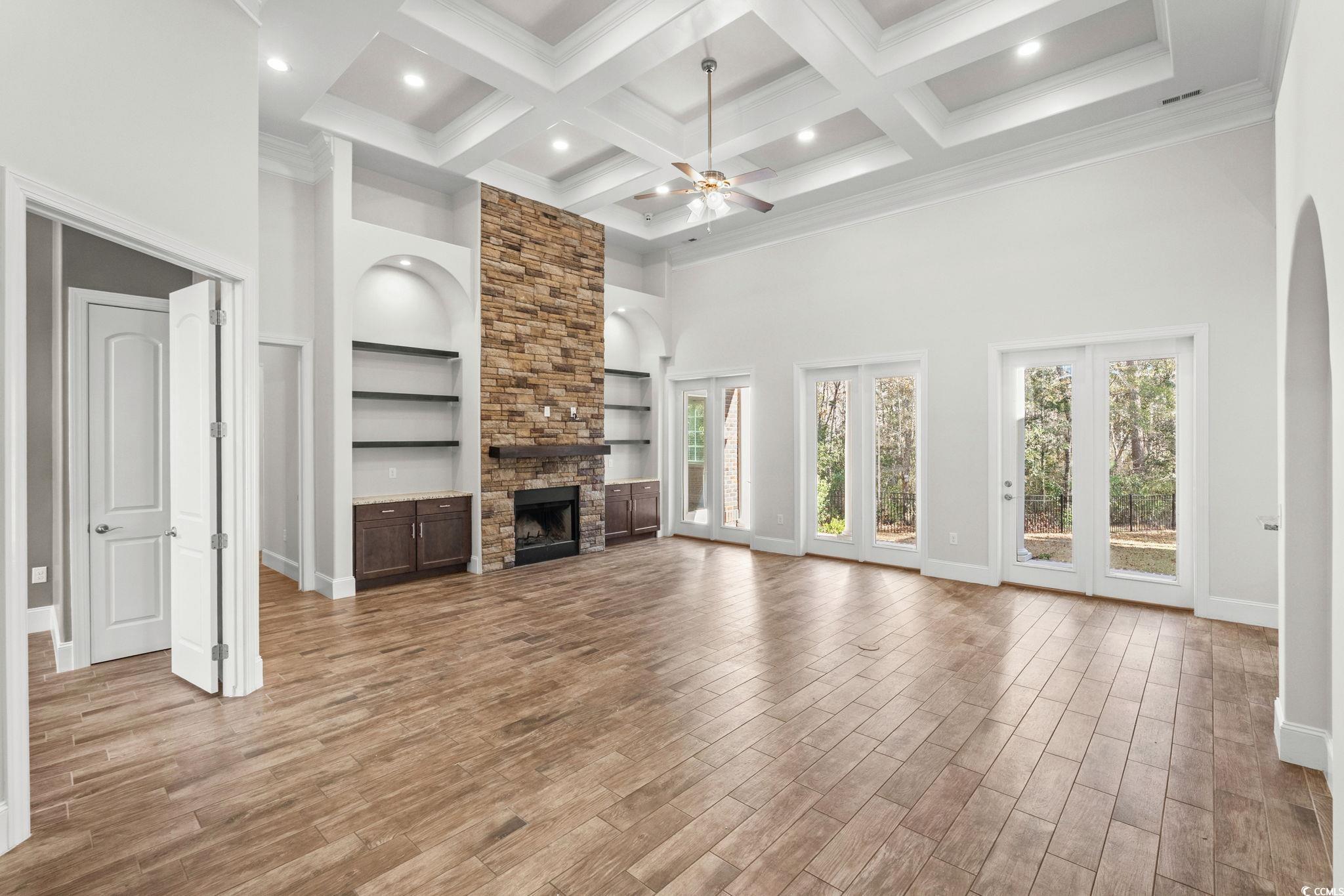 653 Whispering Pines Ct.