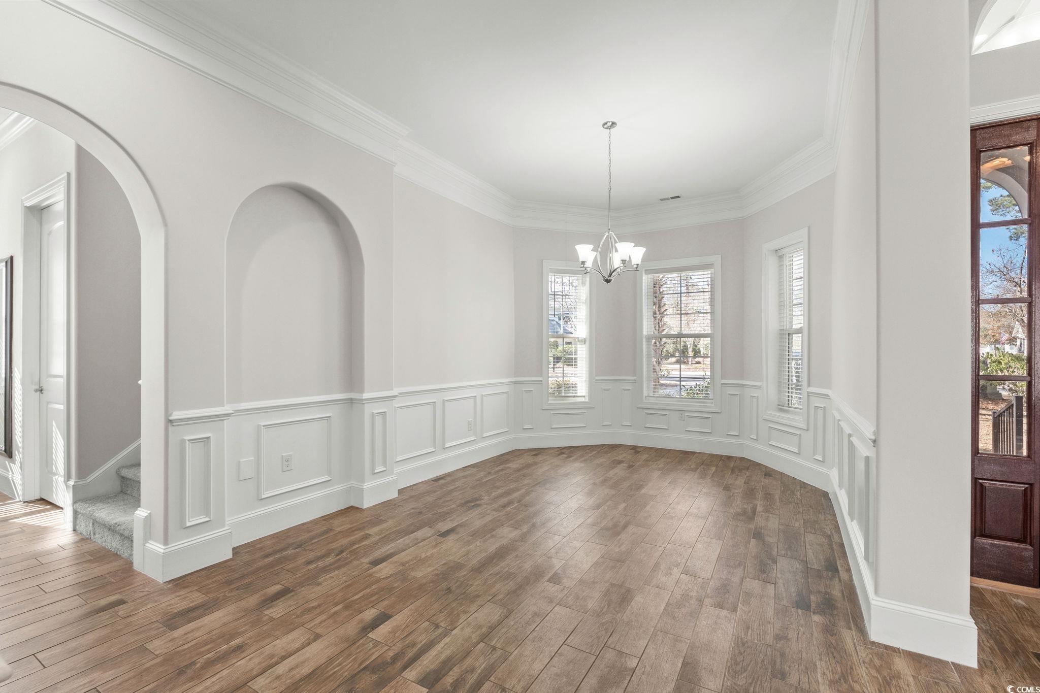 653 Whispering Pines Ct.