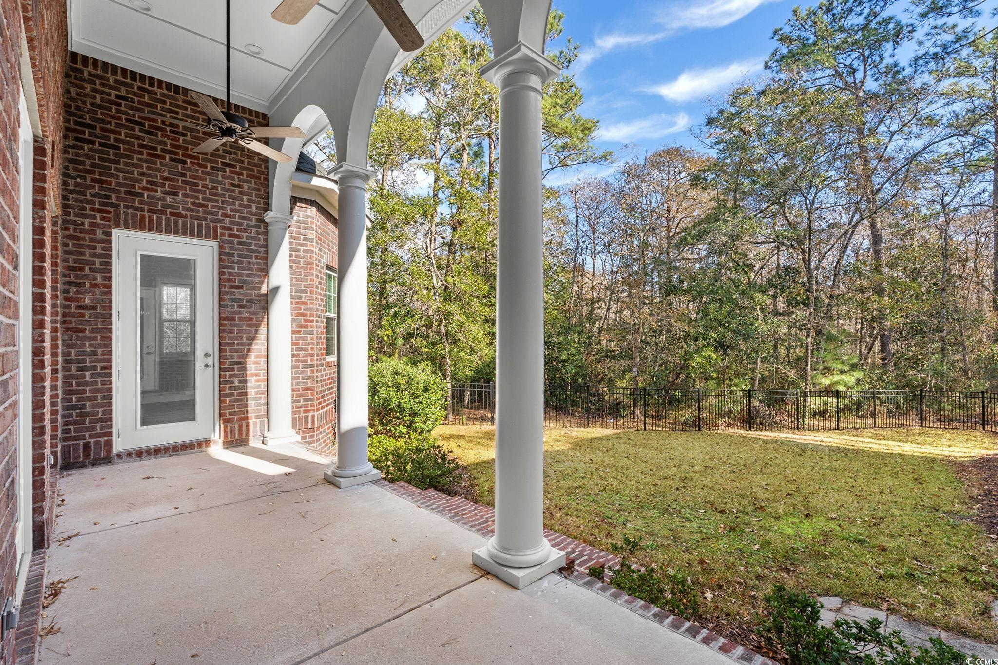653 Whispering Pines Ct.