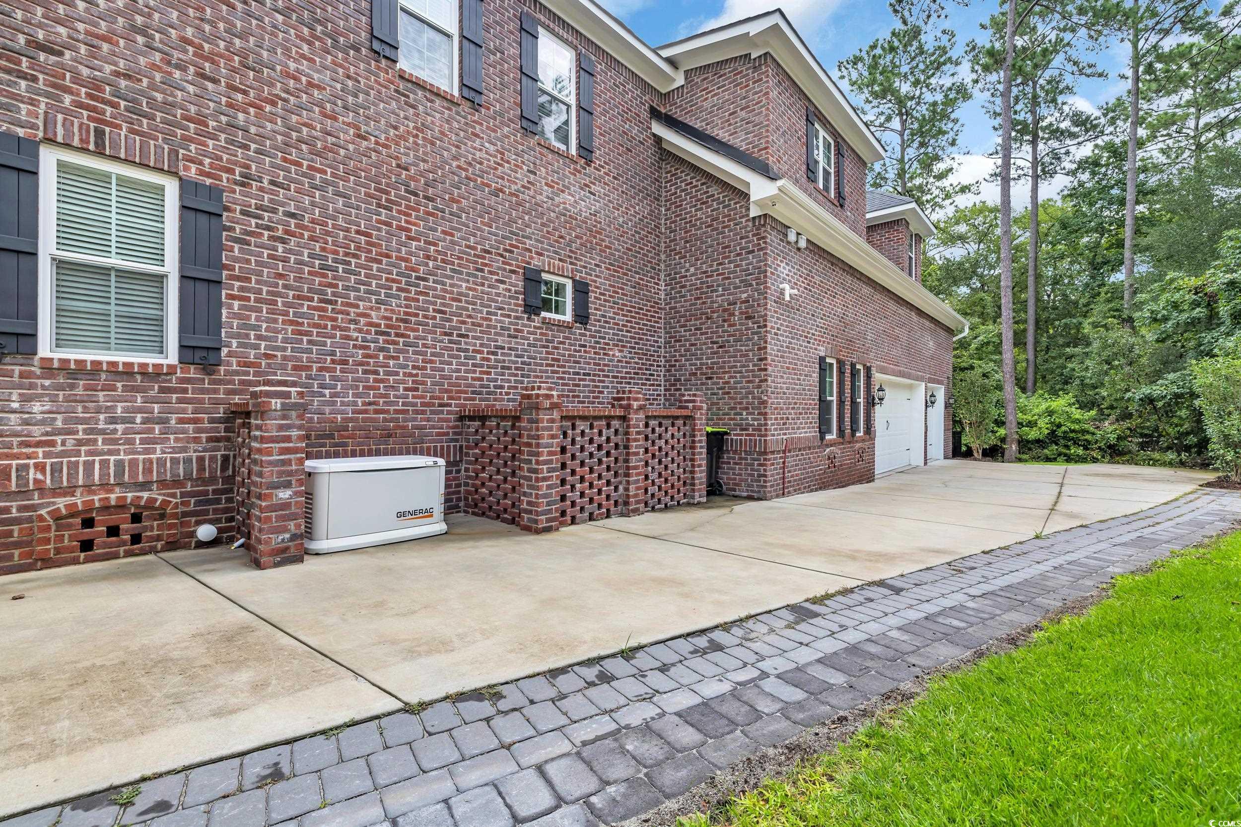 653 Whispering Pines Ct.