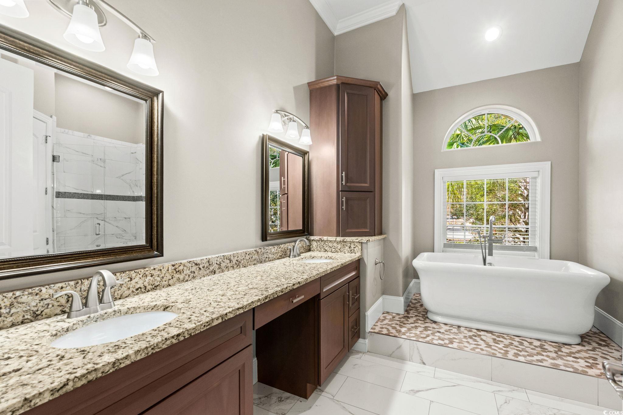 653 Whispering Pines Ct.