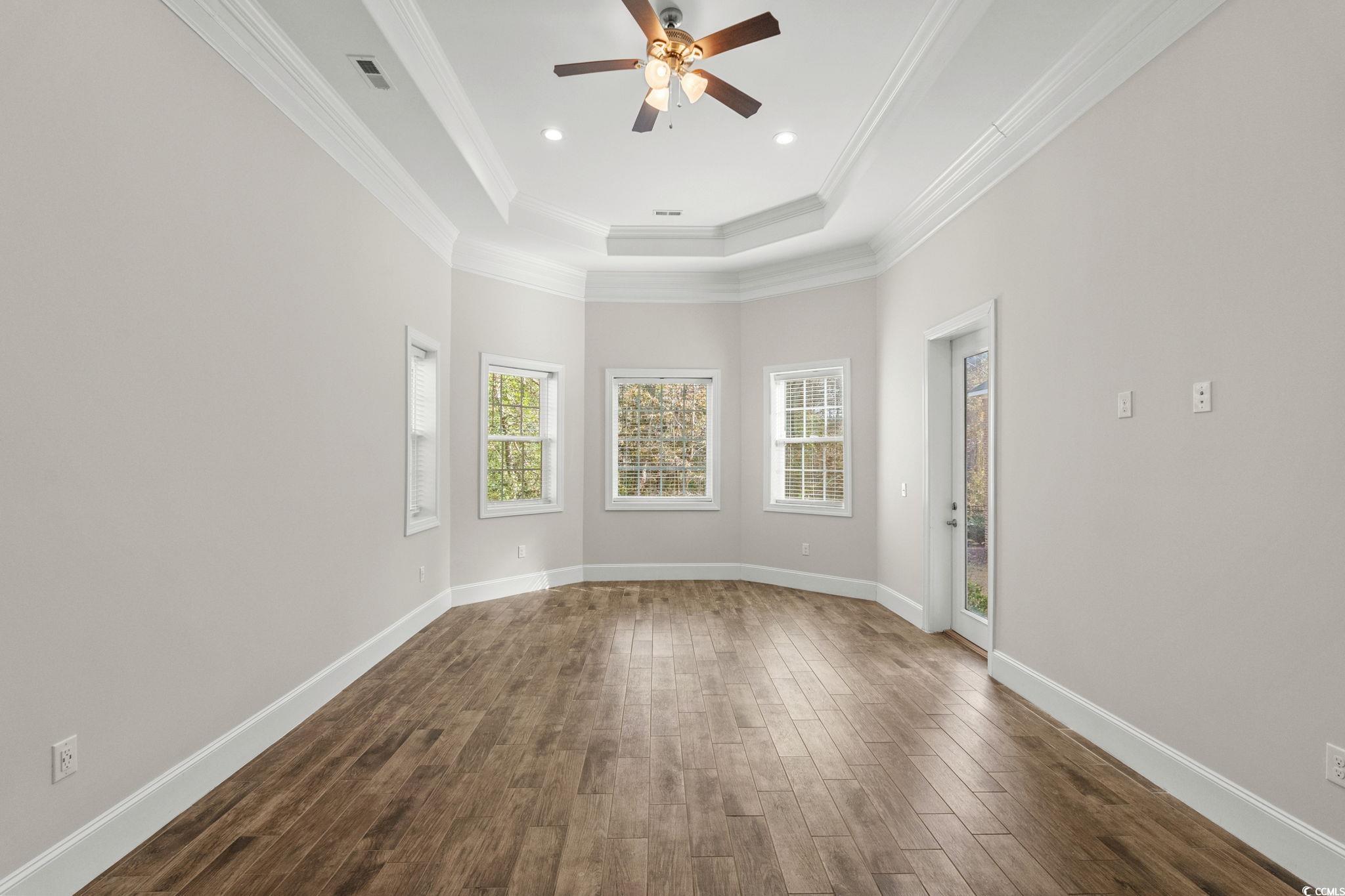 653 Whispering Pines Ct.