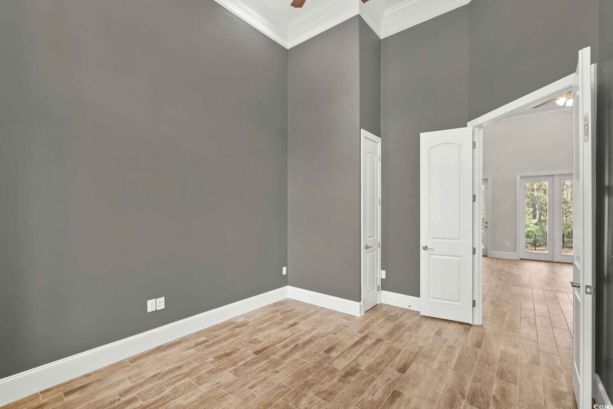 653 Whispering Pines Ct.