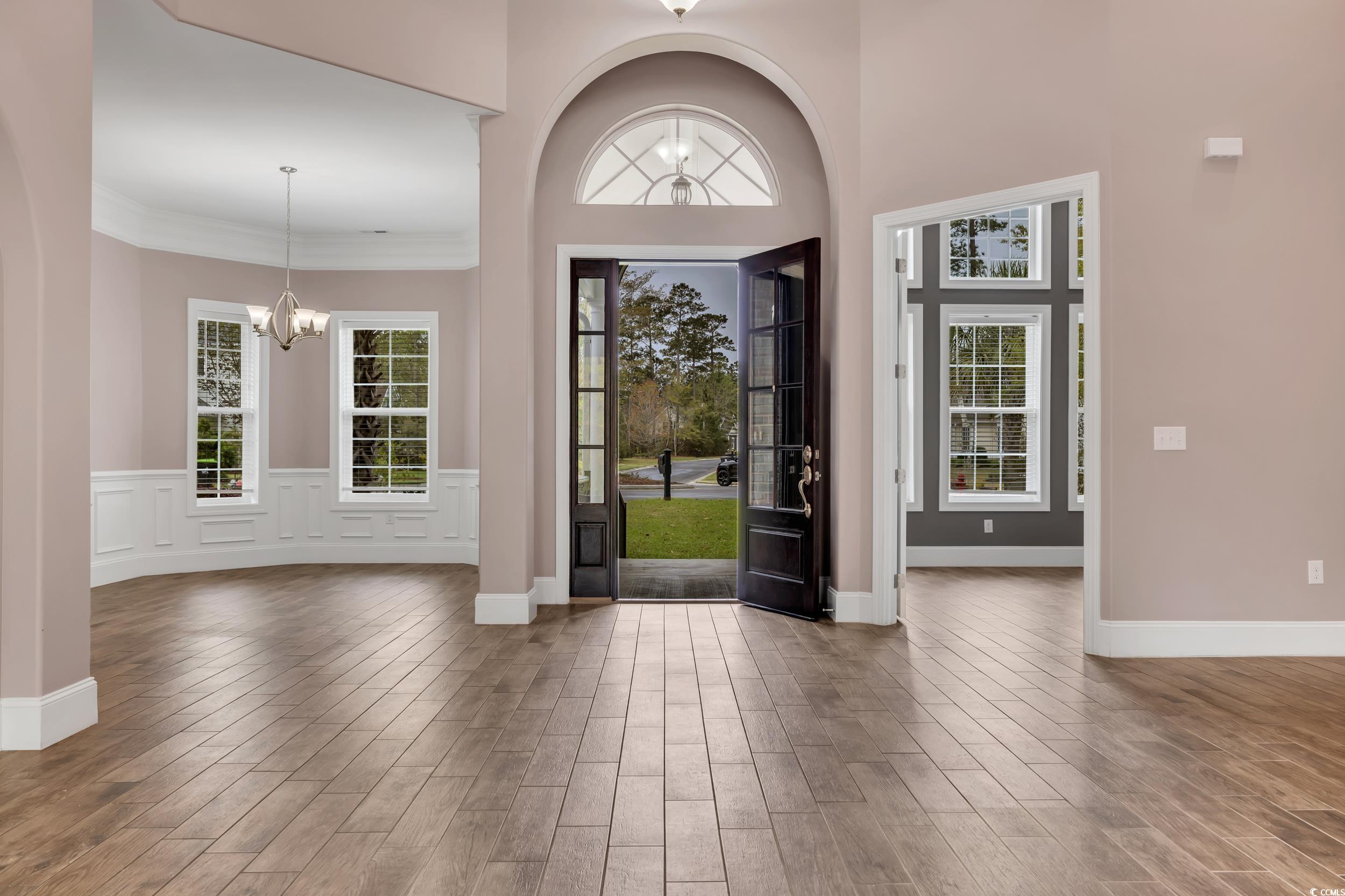 653 Whispering Pines Ct.