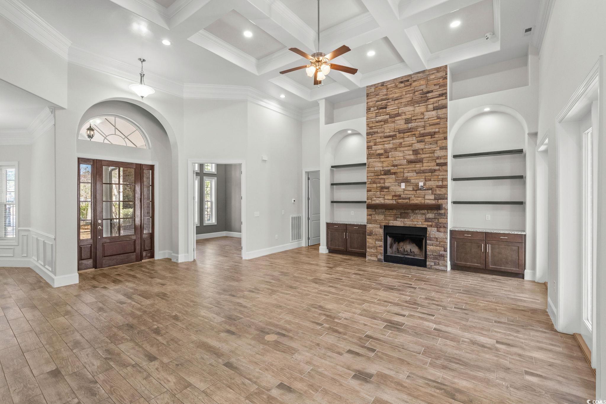653 Whispering Pines Ct.