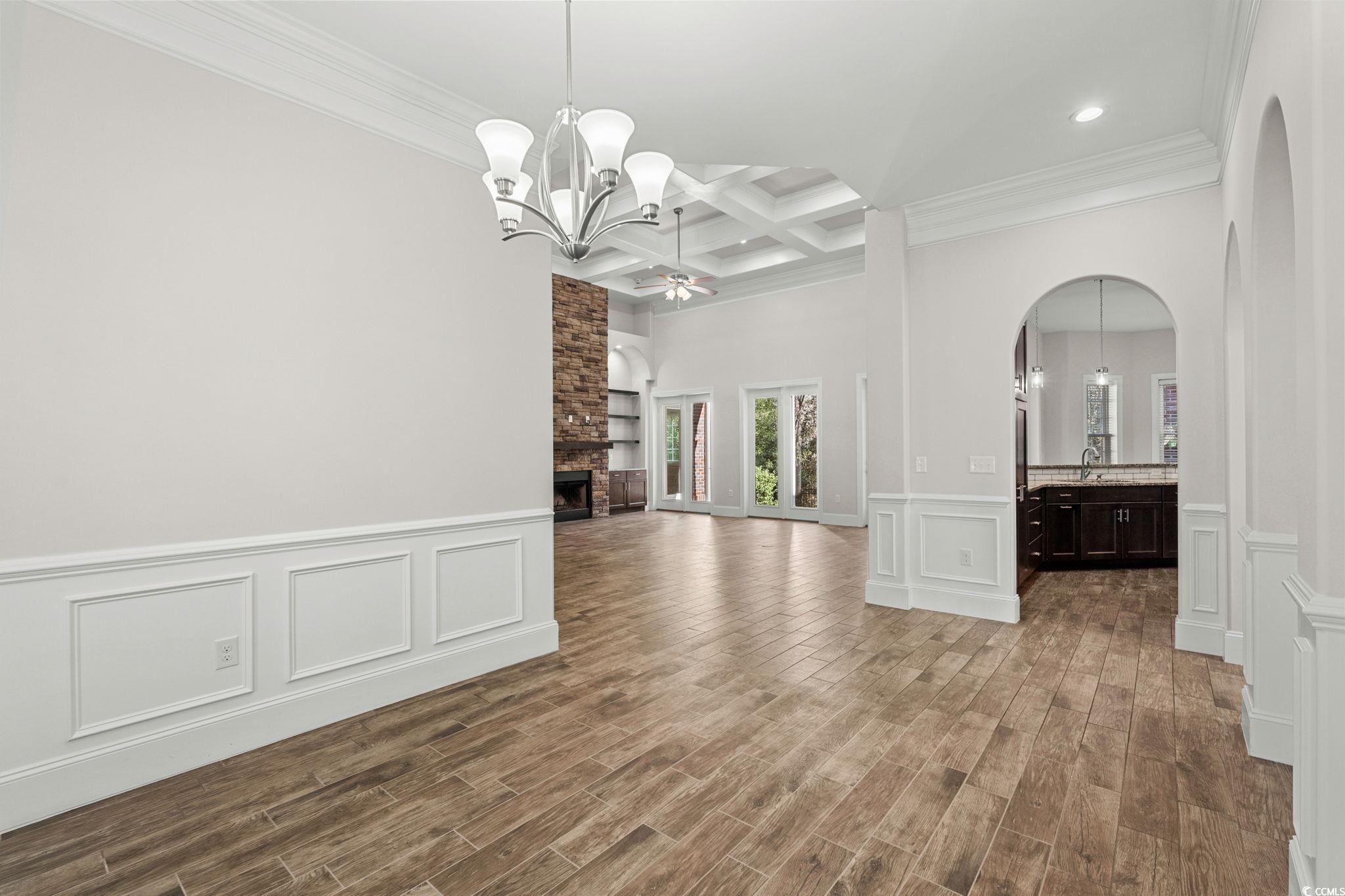 653 Whispering Pines Ct.