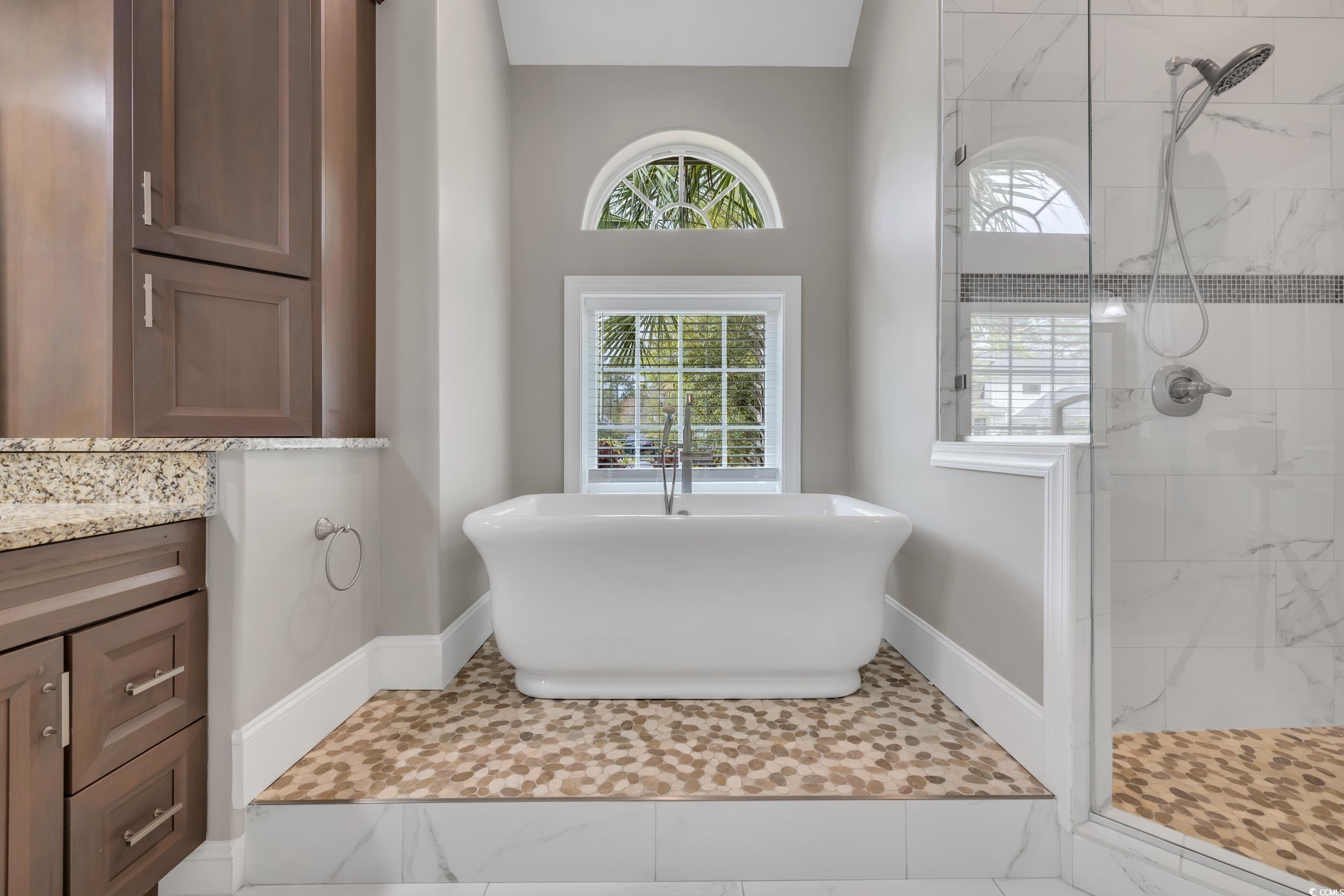 653 Whispering Pines Ct.