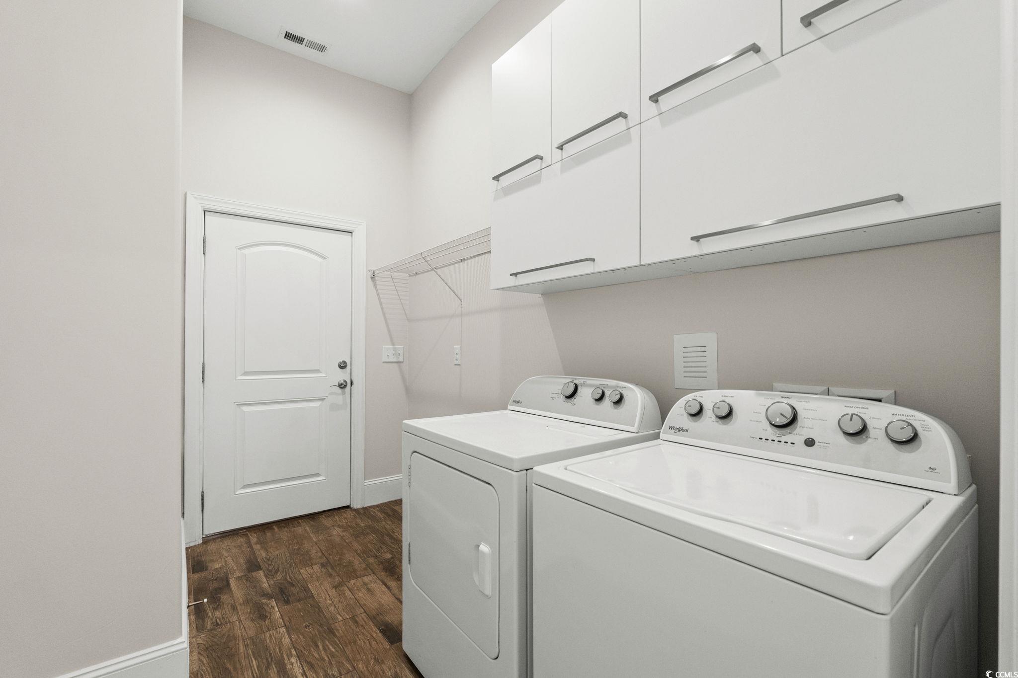 653 Whispering Pines Ct.