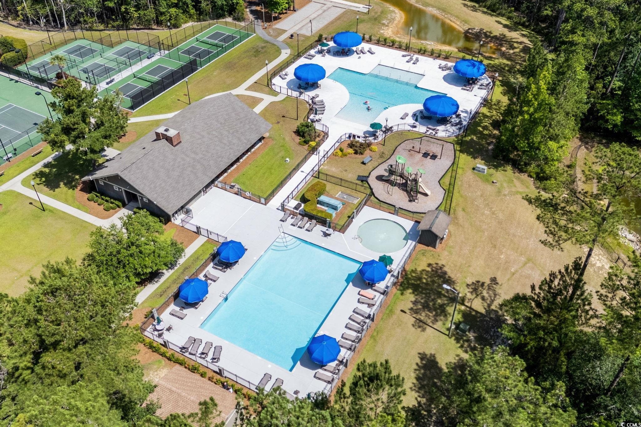 653 Whispering Pines Ct.