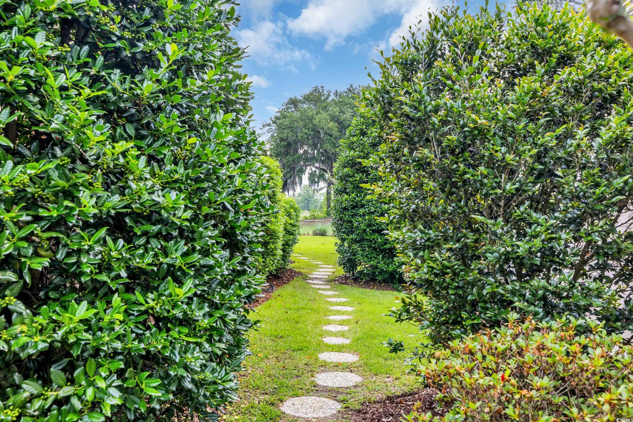 290 Dornoch Dr.