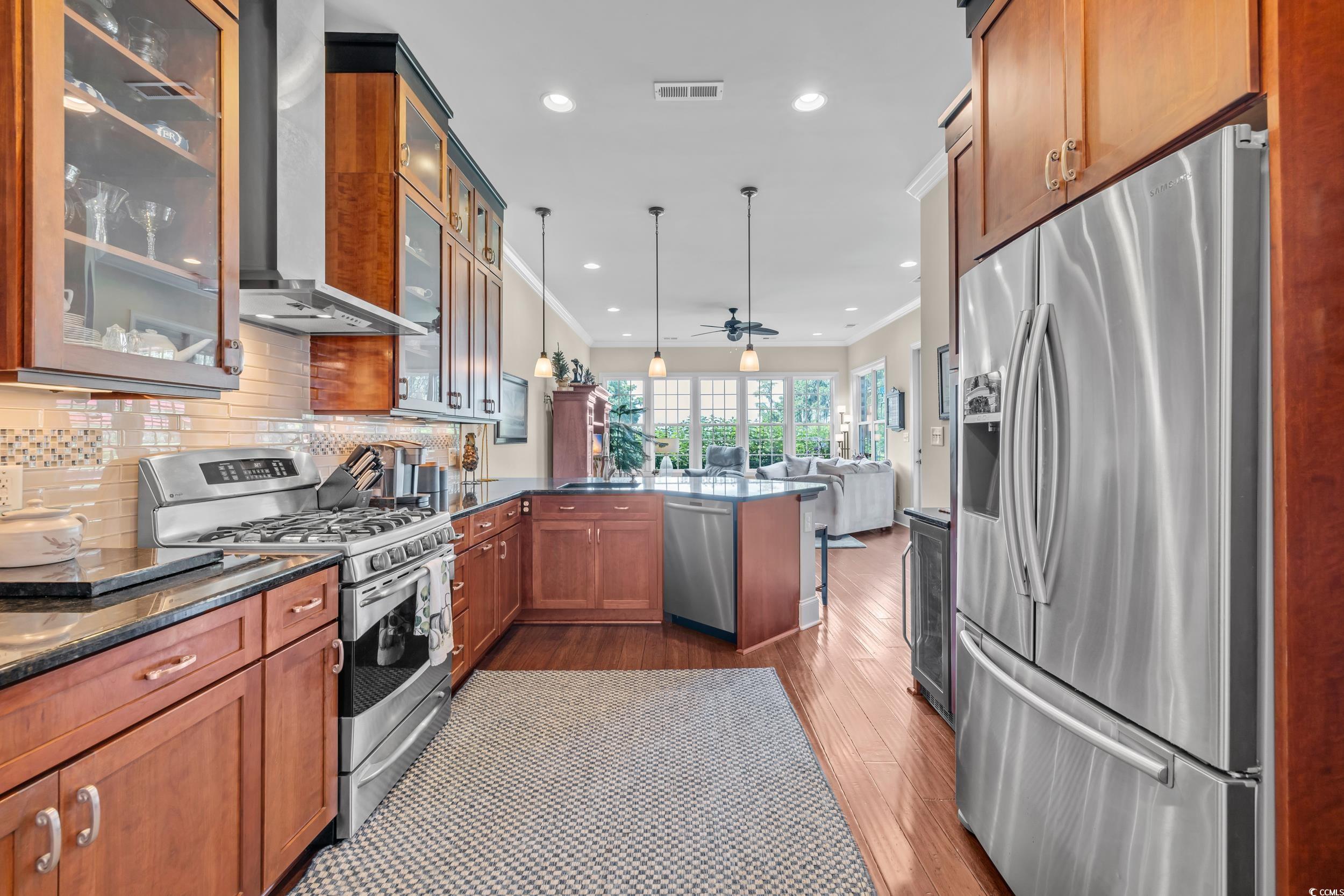 290 Dornoch Dr.