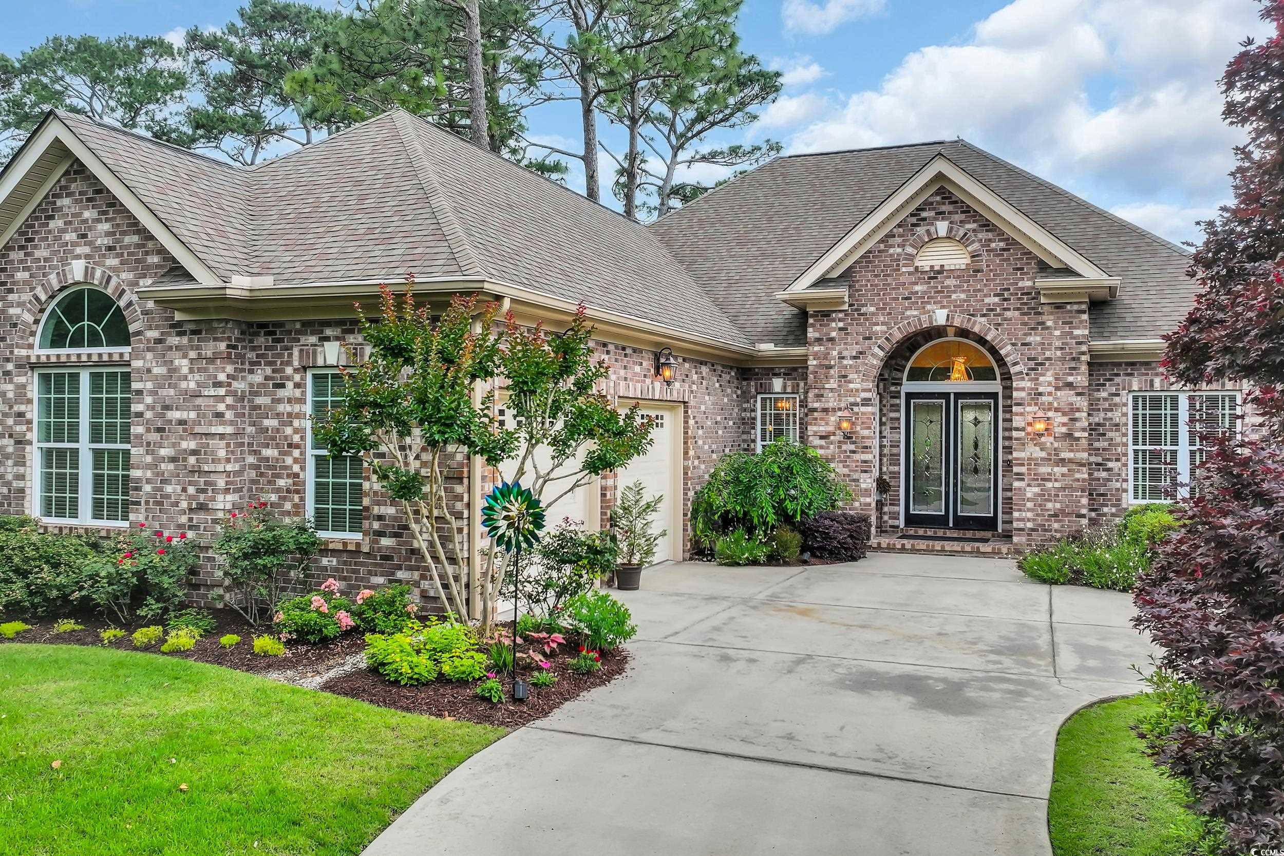 290 Dornoch Dr.