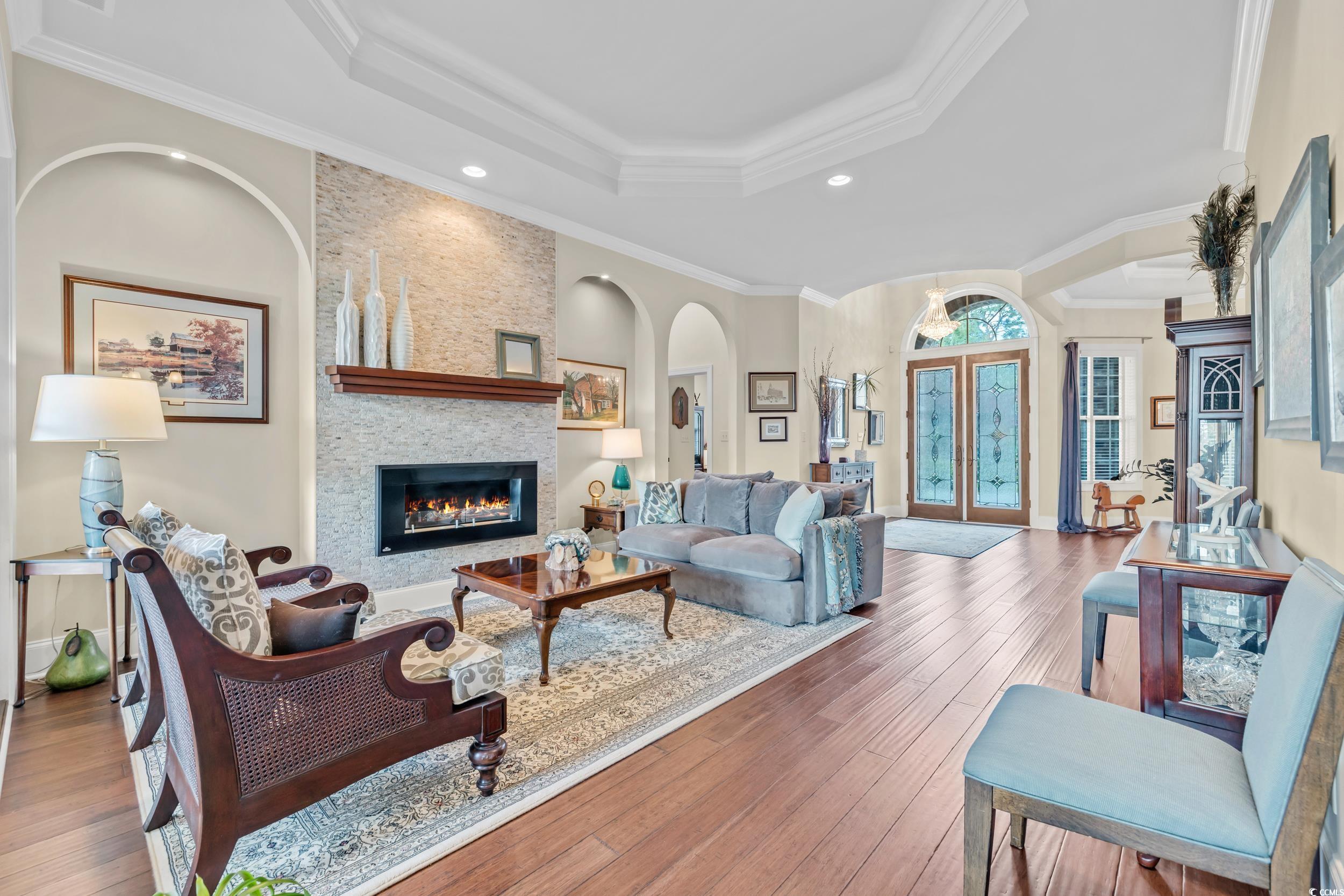 290 Dornoch Dr.