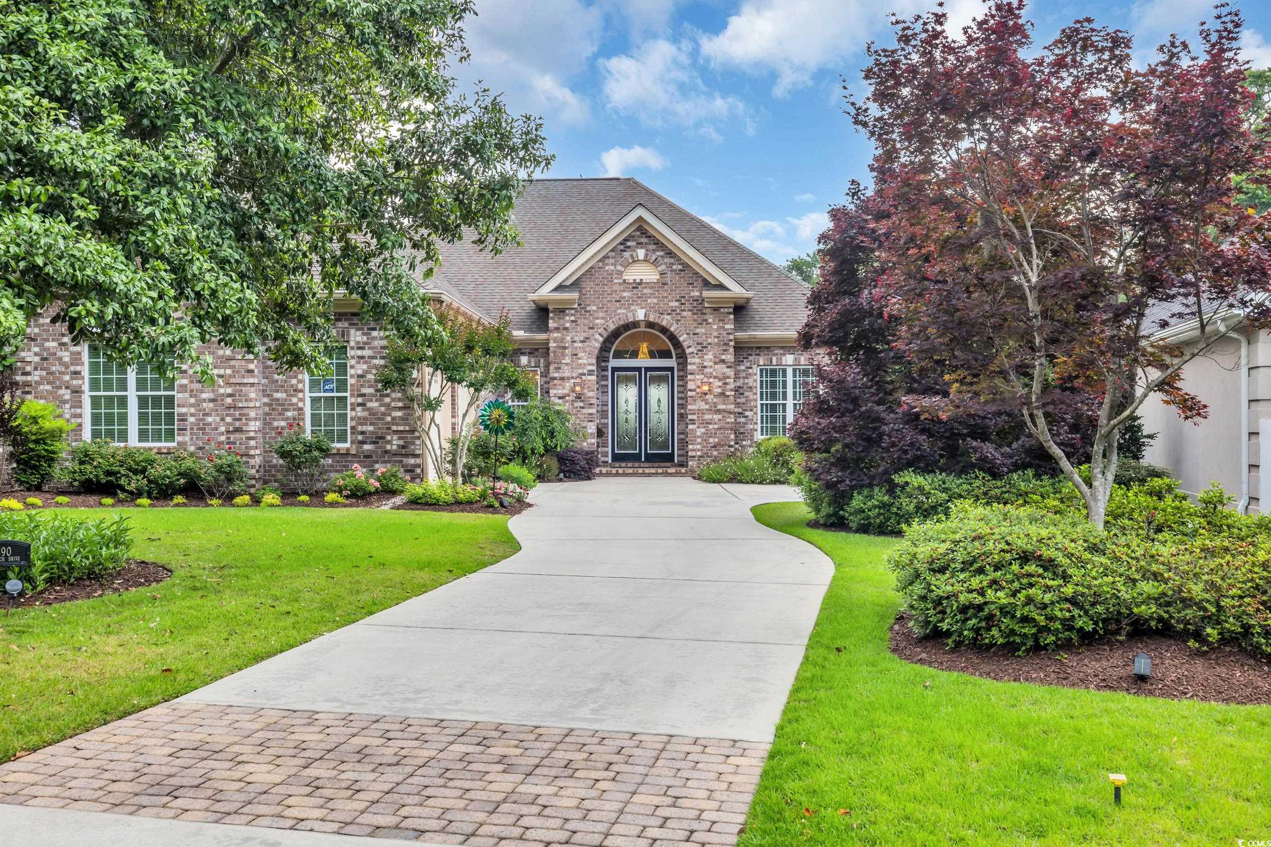 290 Dornoch Dr.