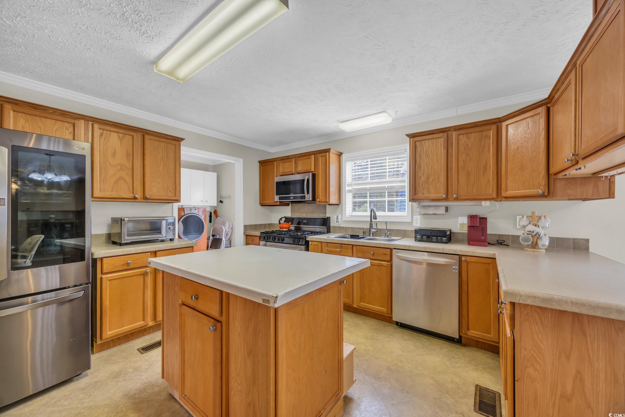 203 Warbler St.
