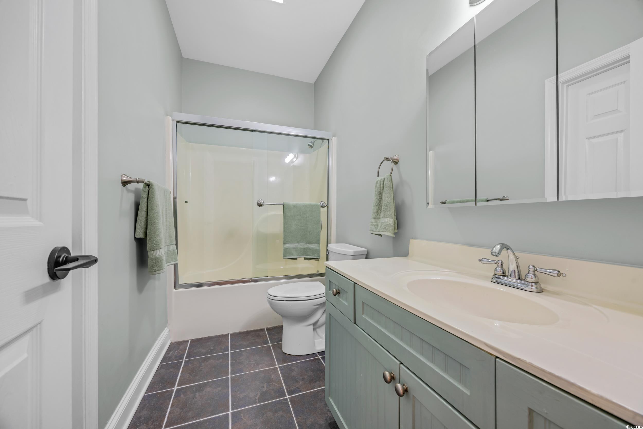 15 Cherbourg Ct.