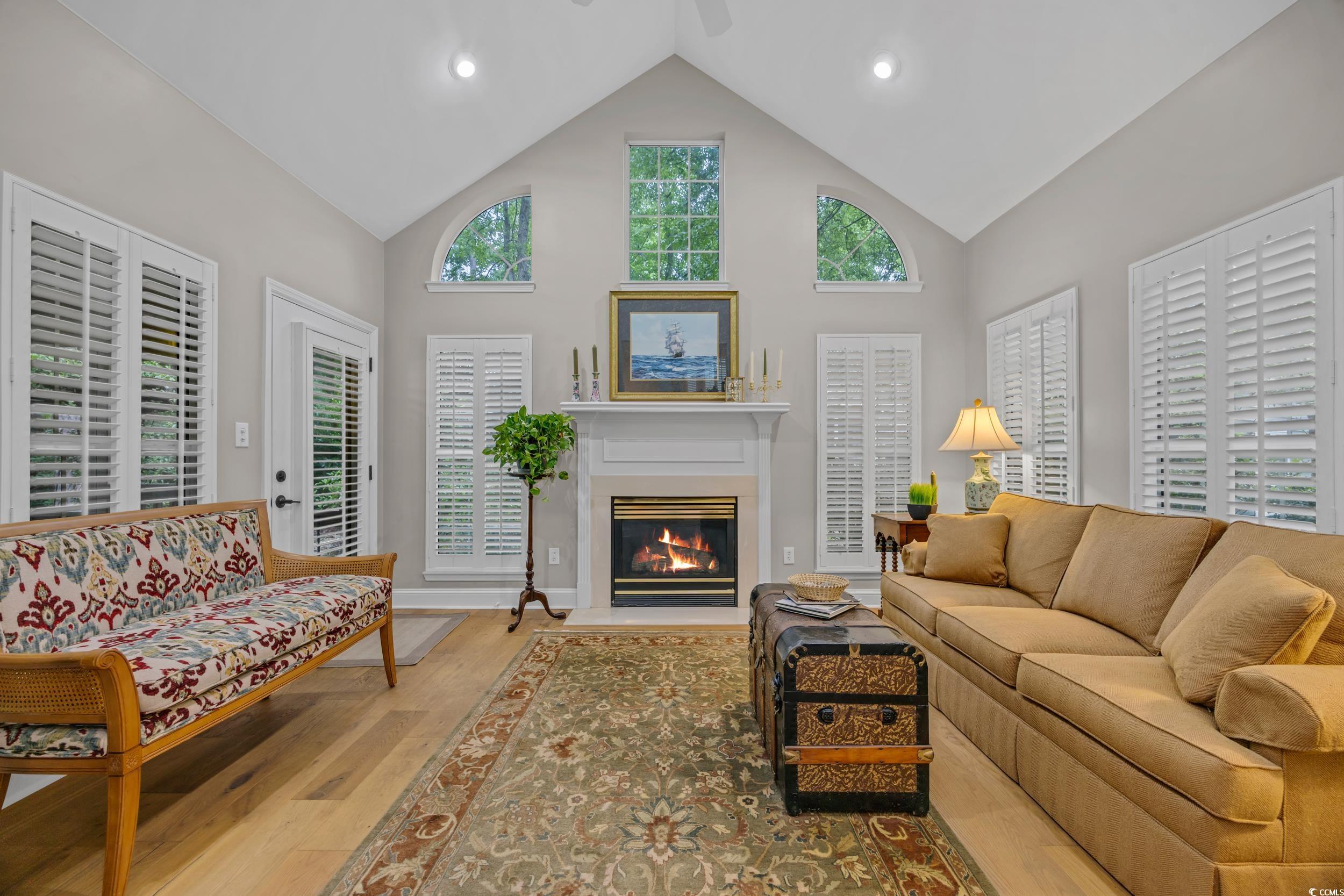 15 Cherbourg Ct.