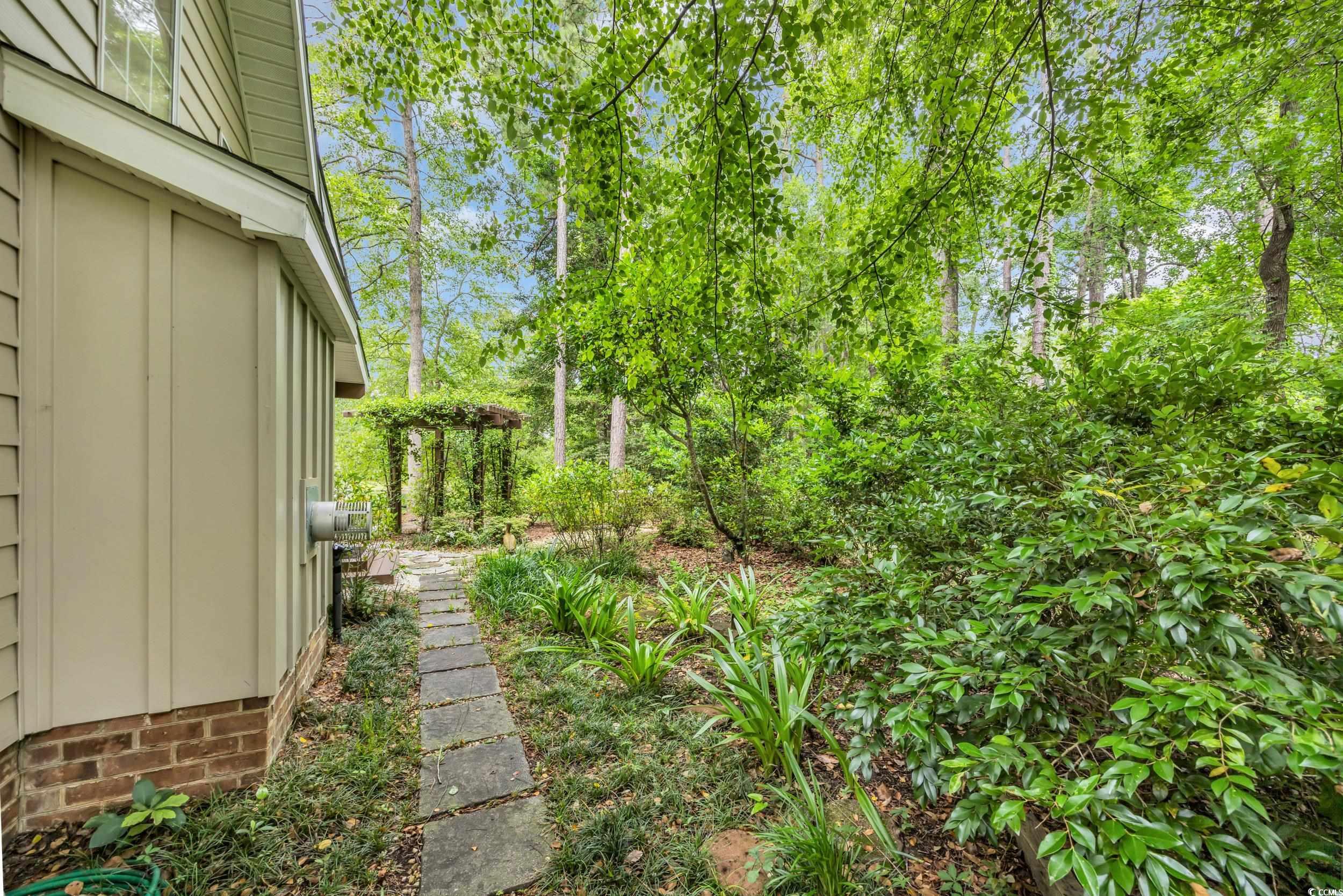 15 Cherbourg Ct.