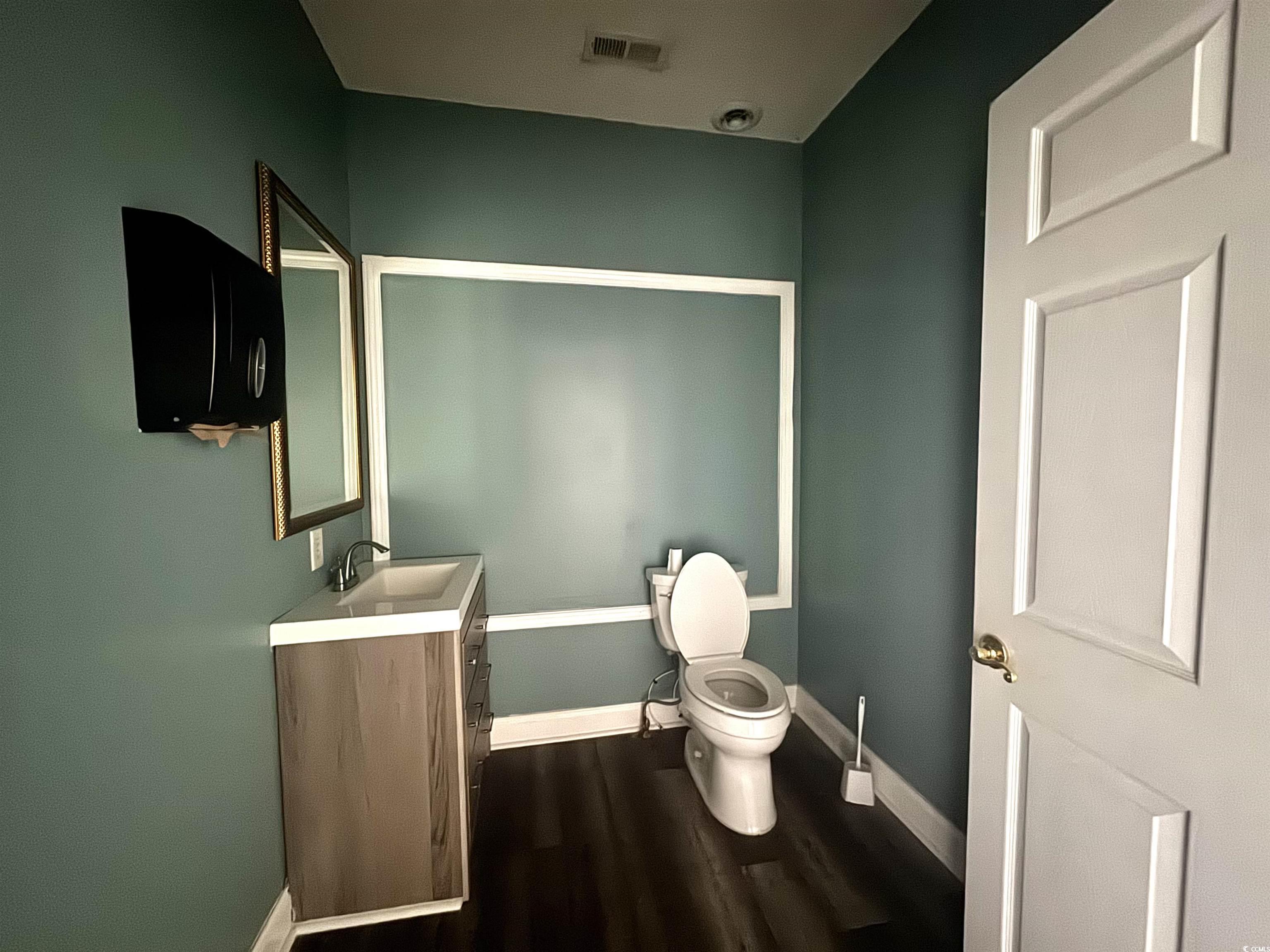 2105 Cromley Circle Unit: Unit B