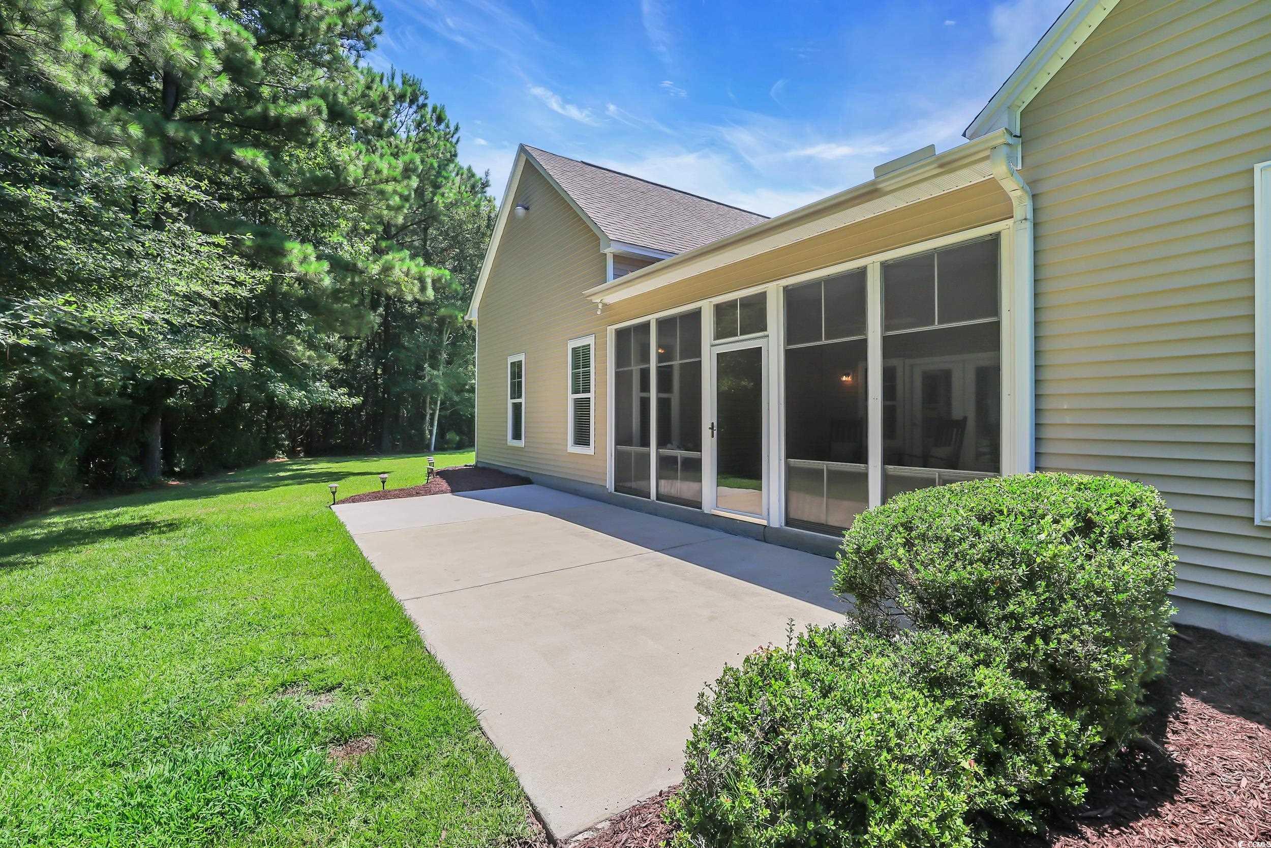 9 Grovecrest Dr.