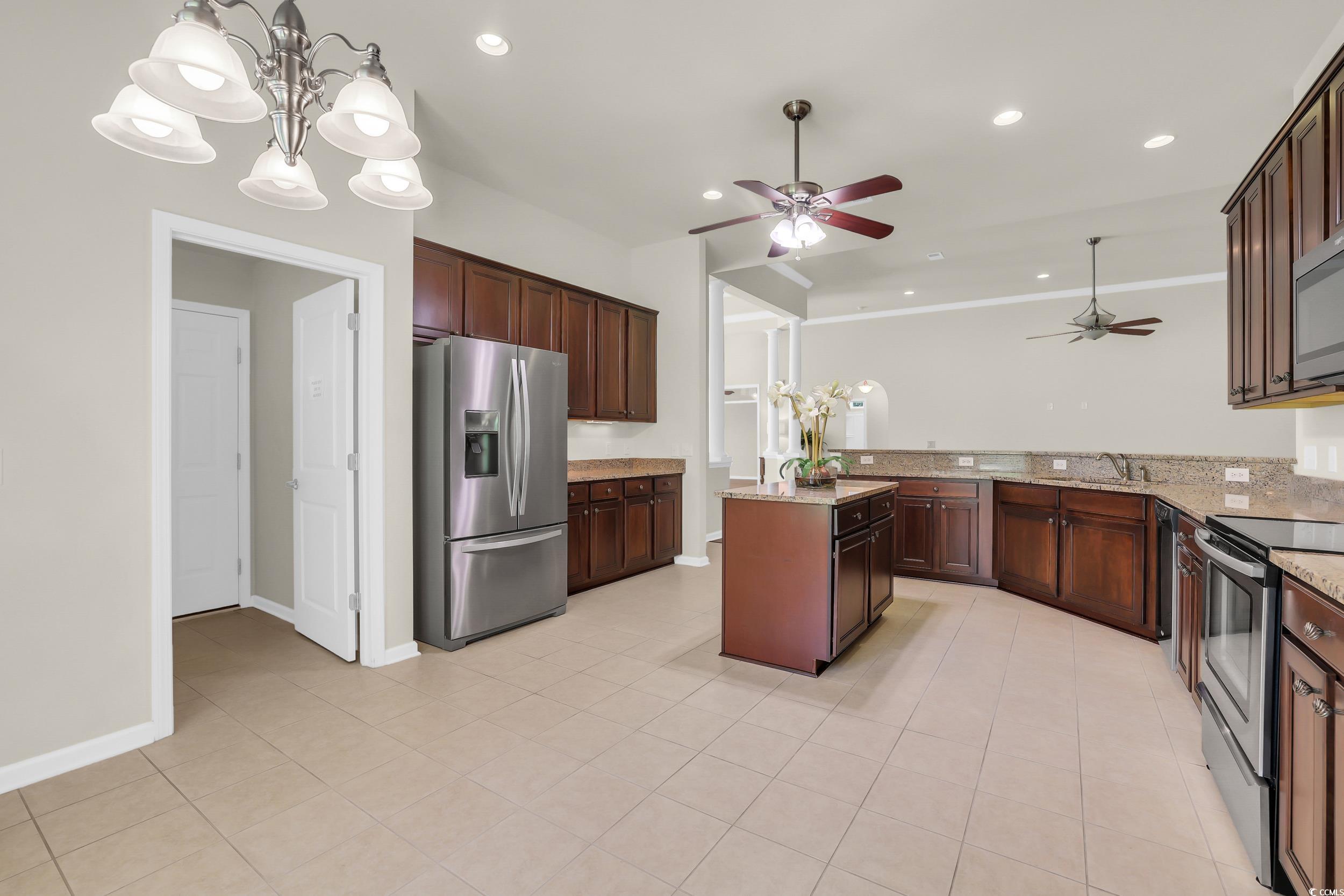 9 Grovecrest Dr.