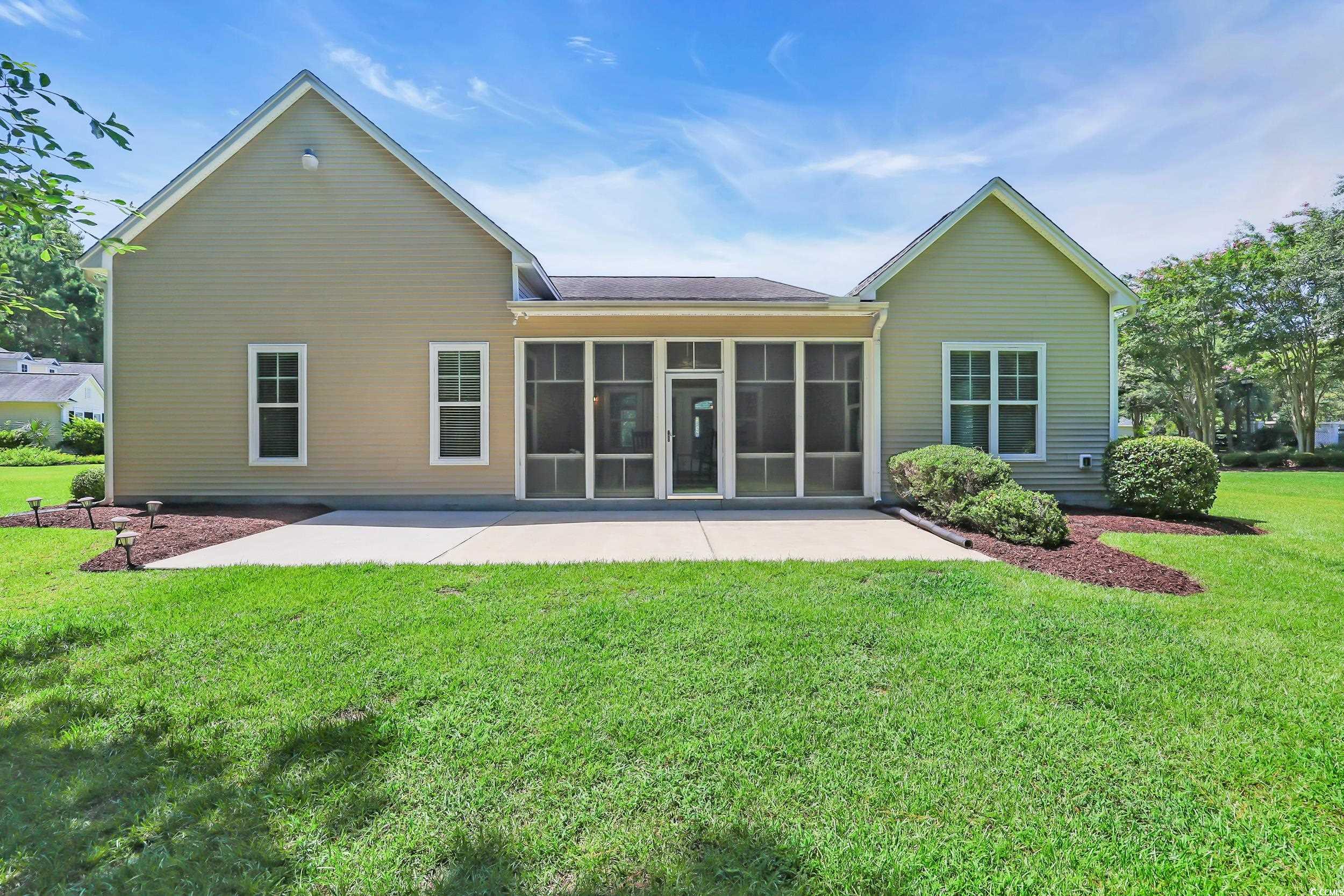 9 Grovecrest Dr.