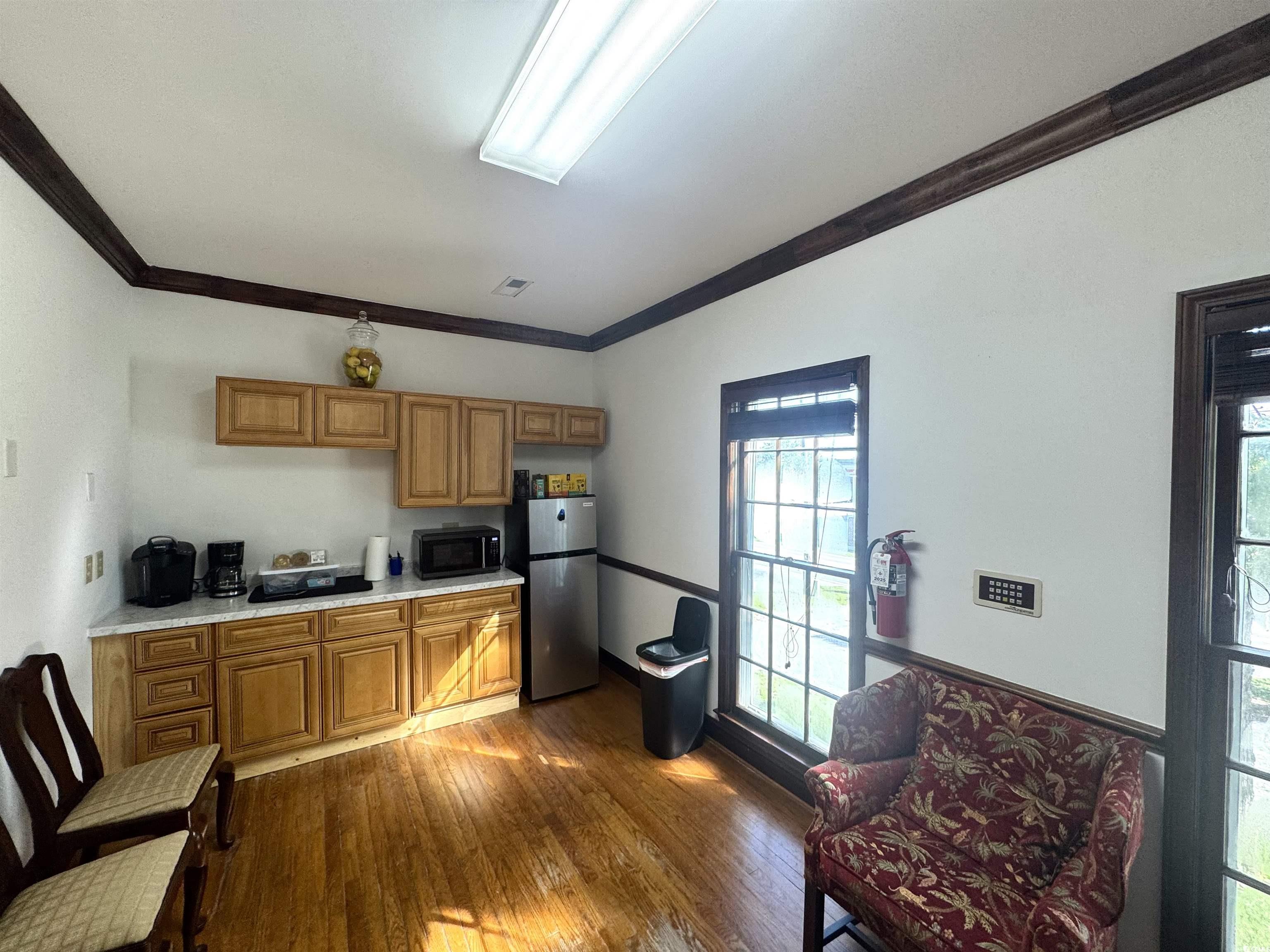 811 5th Ave. N Unit: Unit B