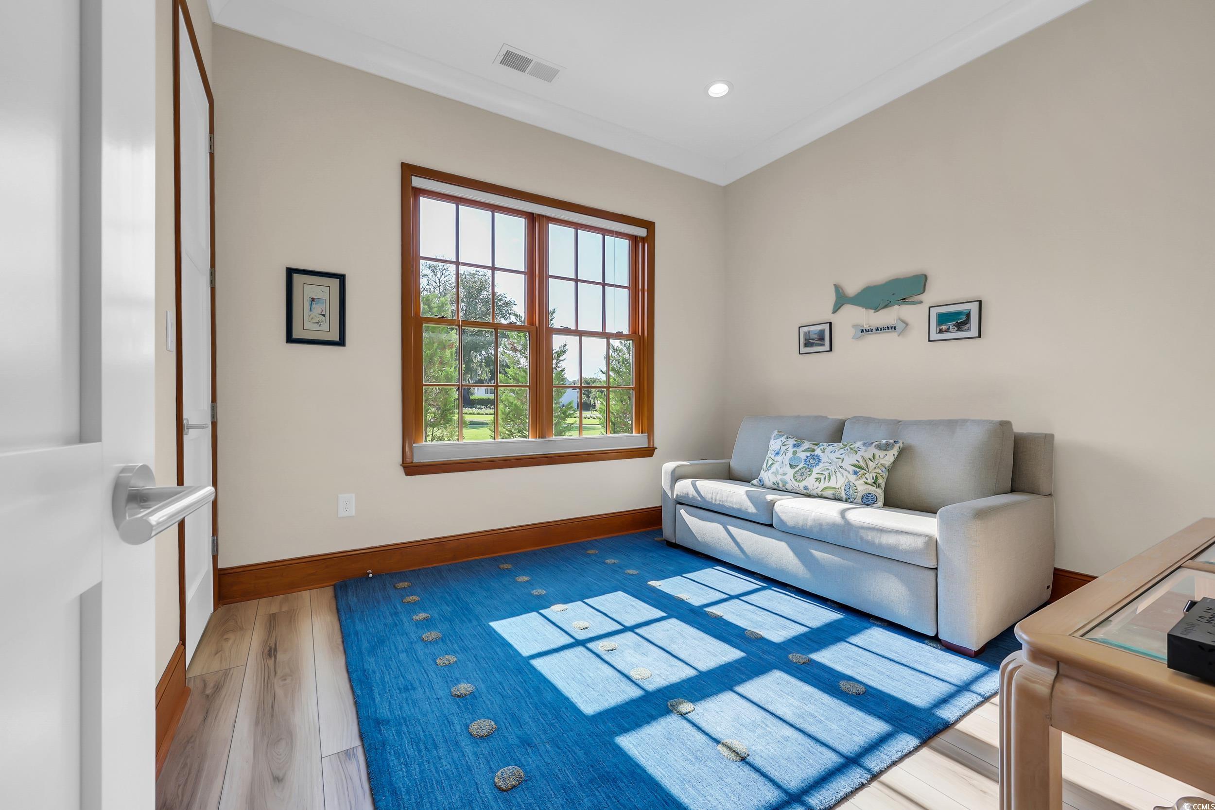 1575 Heritage Dr.
