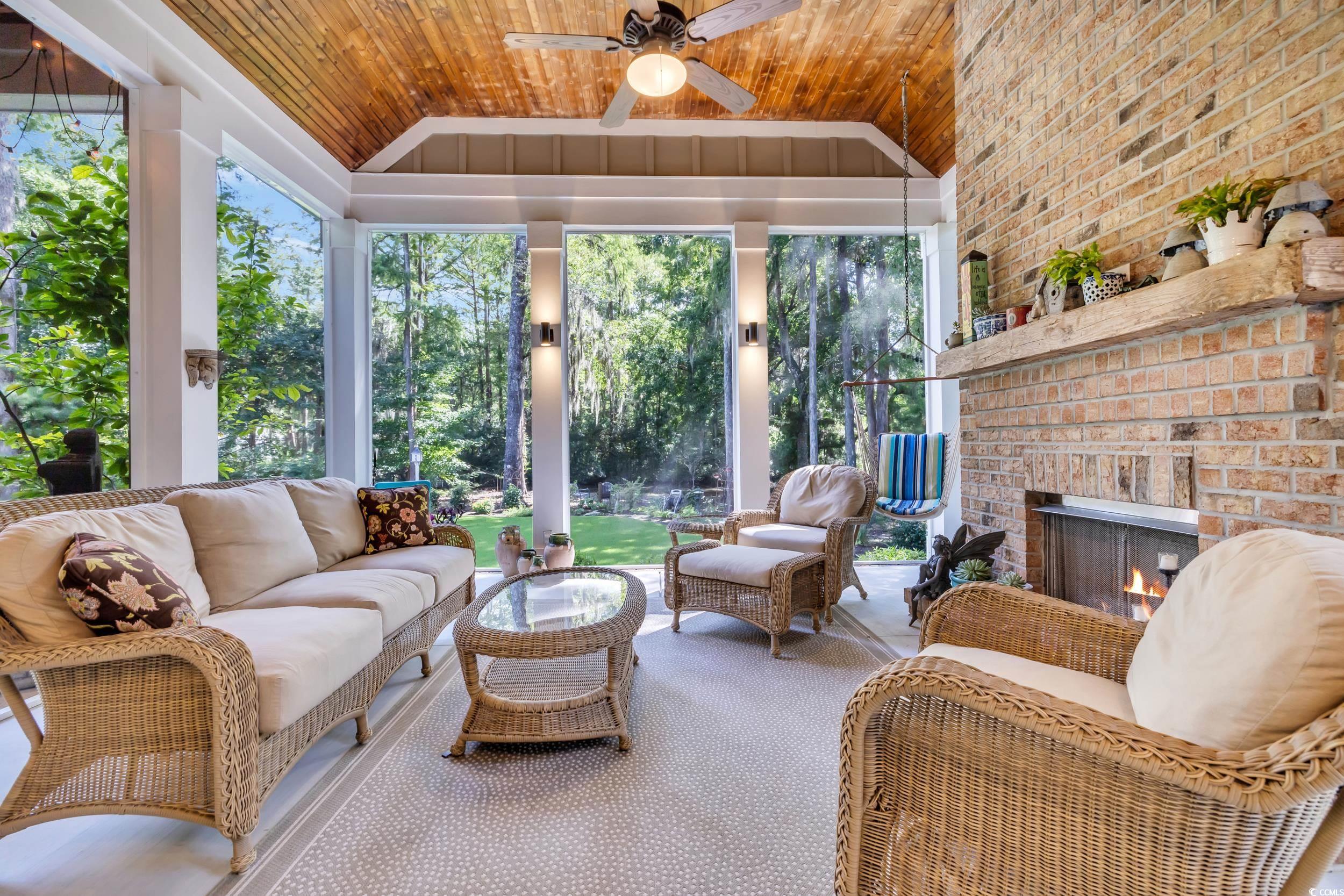 856 All Saints Loop