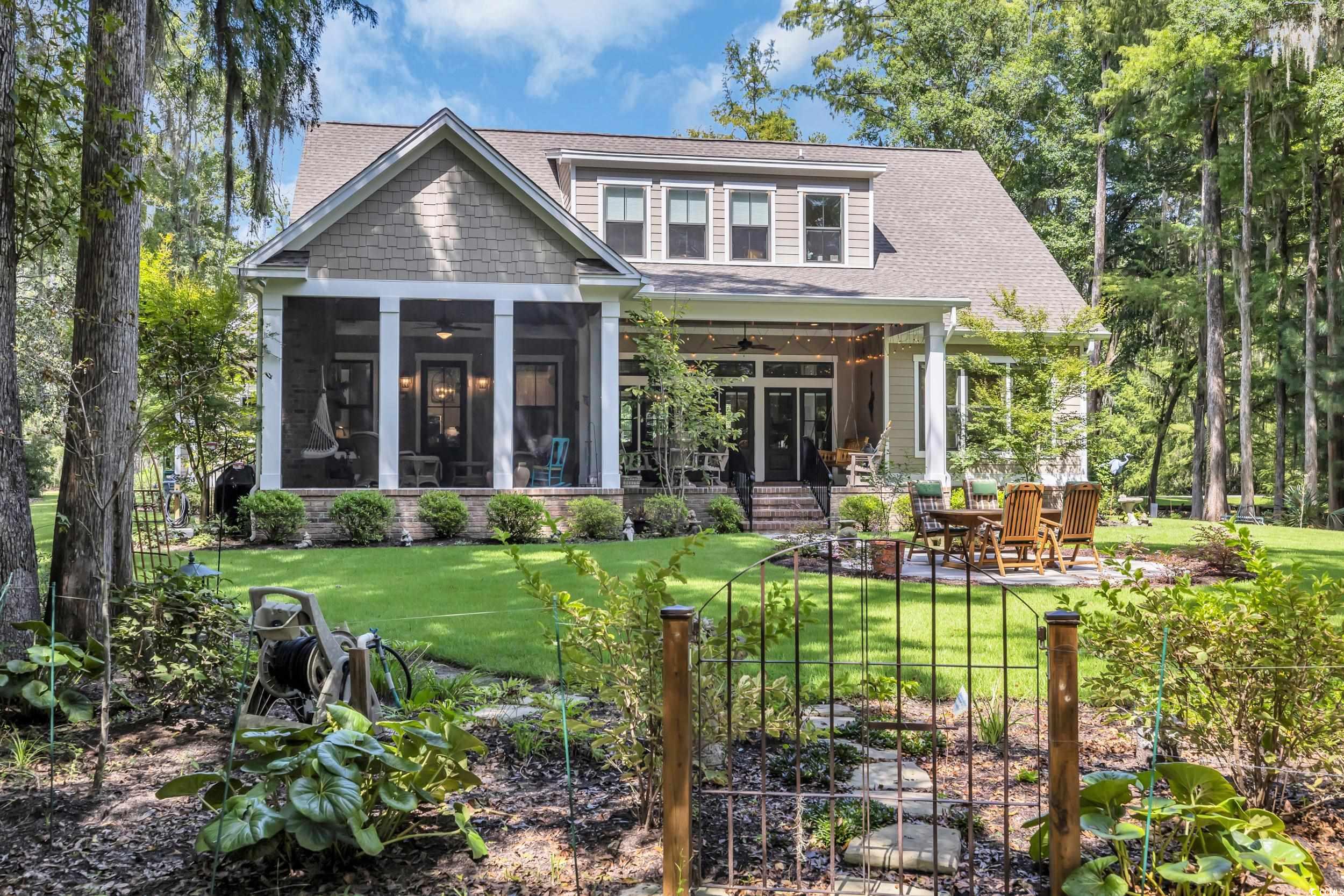 856 All Saints Loop
